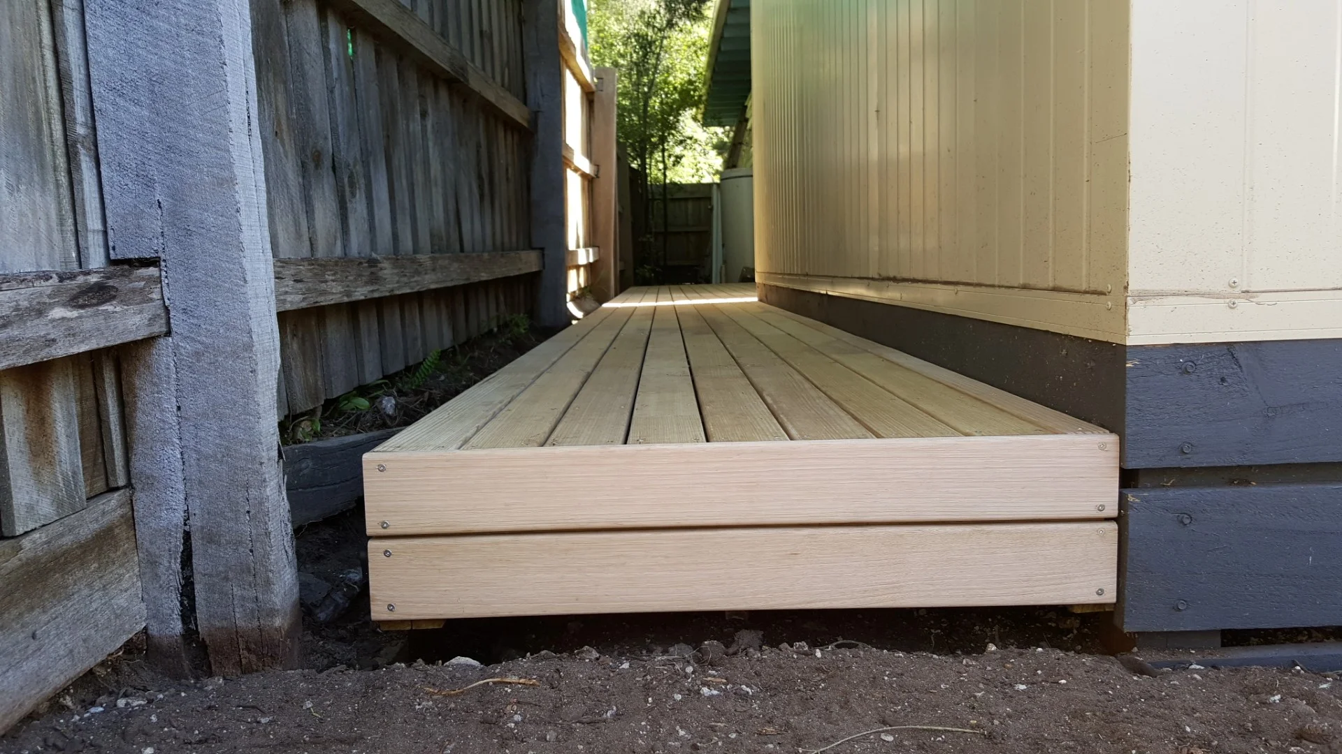 Floating Deck