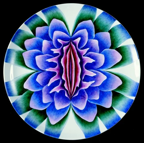 Judy Chicago (American, b. 1939). The Dinner Party (Sappho plate), 1974–79. Porcelain with overglaze enamel (China paint), 14 × 15 × 1 in. (35.6 × 38.1 × 2.5 cm). Brooklyn Museum, Gift of the Elizabeth A. Sackler Foundation, 2002.10. © Judy Chicago. (Photo: © Donald Woodman)