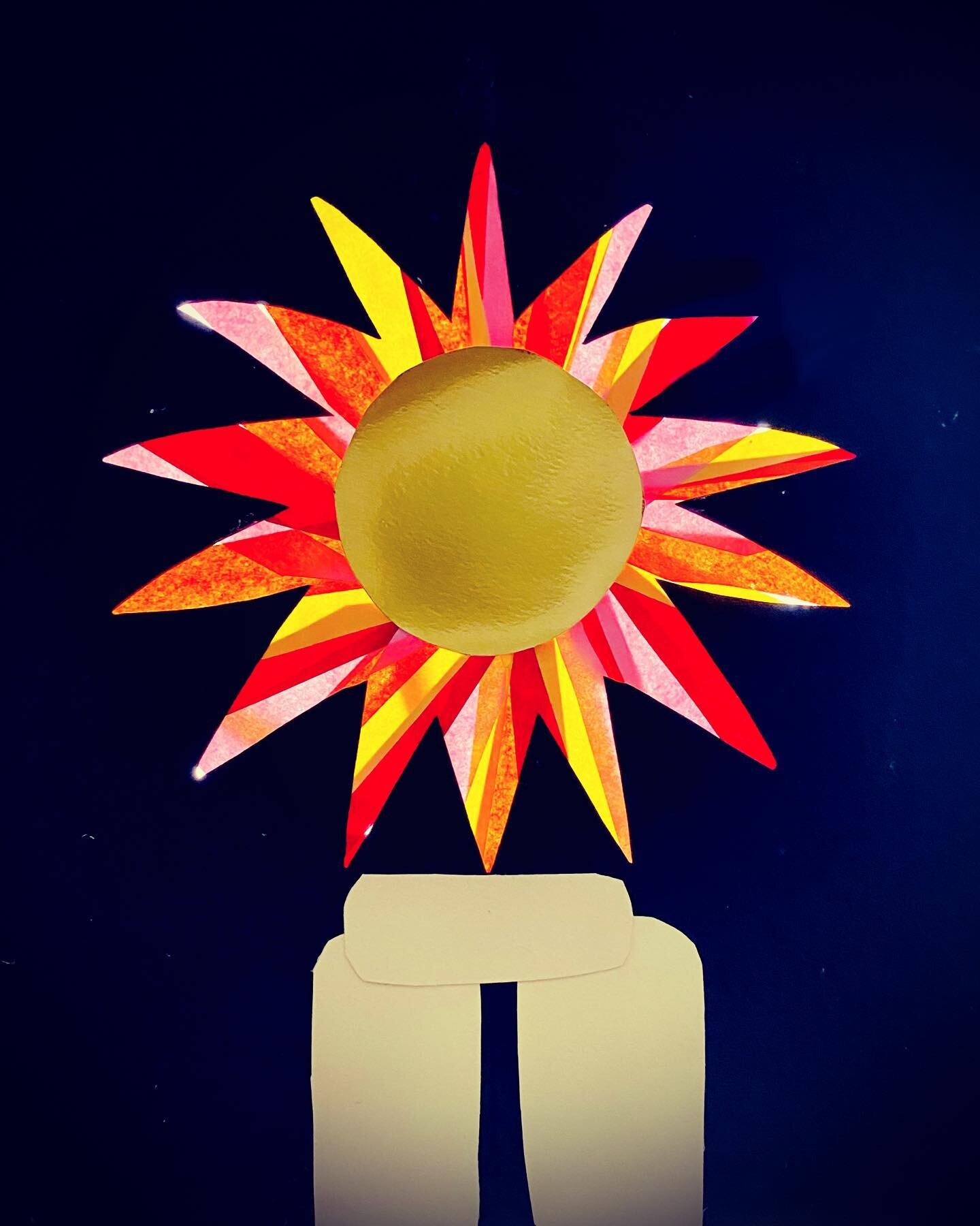 Happy Summer Solstice 2022. From a Stonehenge and solstice/stained glass card making activity ☀️
#solstice #summersolstice #stonehenge #sun #stainedglass #shescrafty
