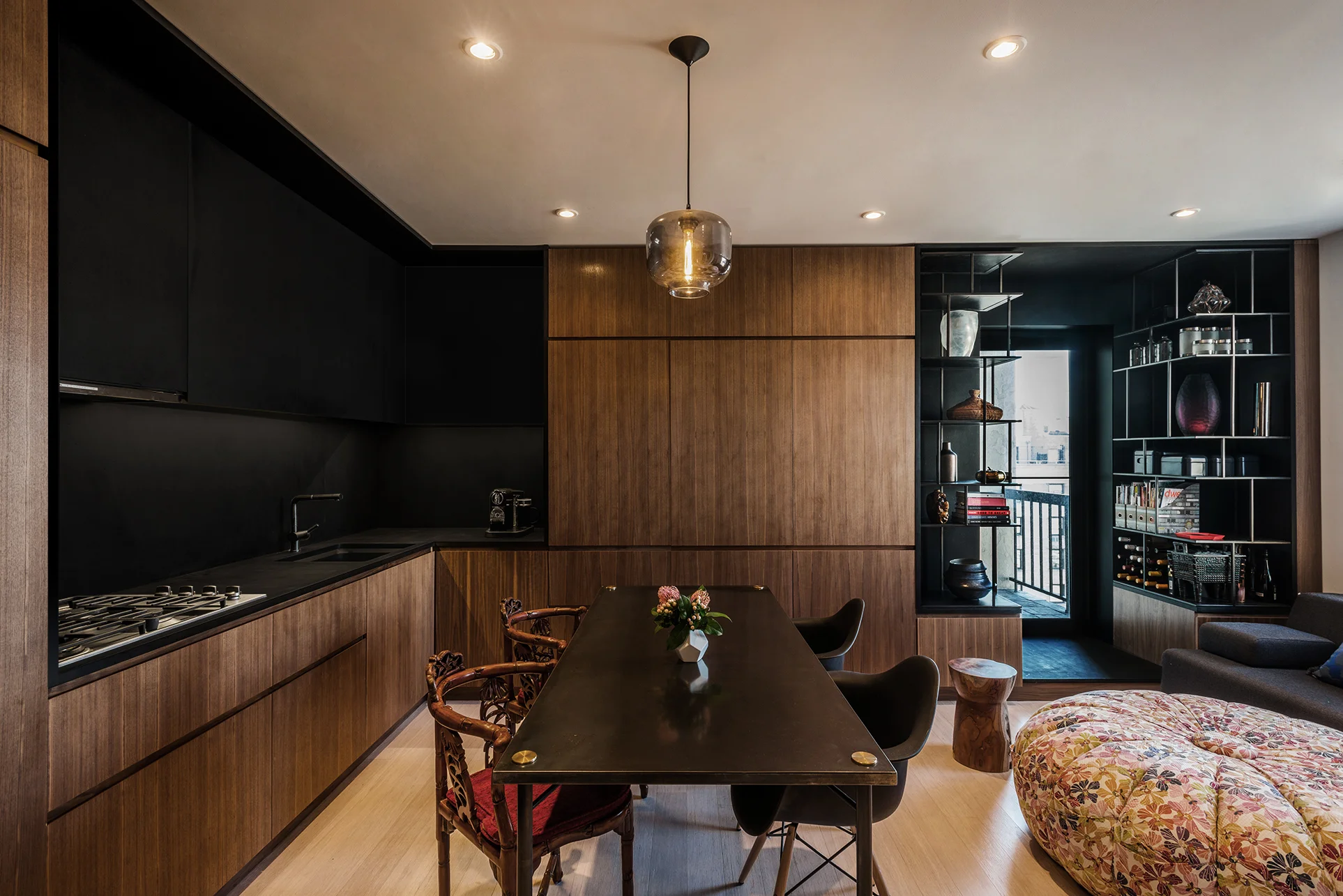 LevelApt_1_Living-1.jpg