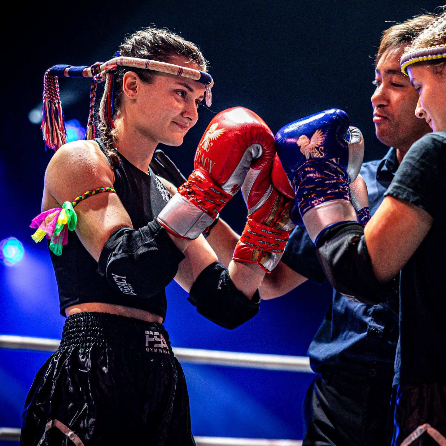 Arna Avdic m&ouml;ter Emma Eriksson i en A-klass i -60 🔥
 Den 14 december kliver Arna in i ringen p&aring; Royal Muay Thai f&ouml;r att g&ouml;ra det hon &auml;lskar mest &ndash; t&auml;vla p&aring; stora galor! 🙌 Efter en imponerande prestation p&