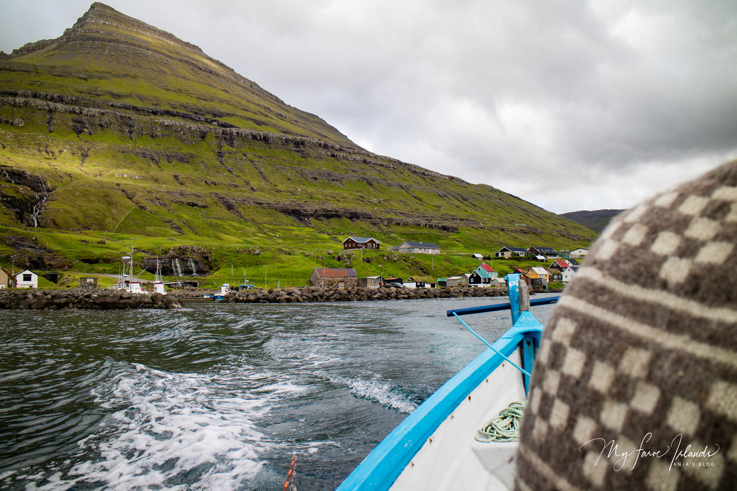 Leaving Harbor new © My Faroe Islands, Anja Mazuhn  (1 von 1).jpg