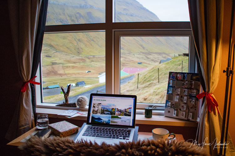 Christmas+Desk+©+My+Faroe+Islands,+Anja+Mazuhn++(1+von+1).jpg