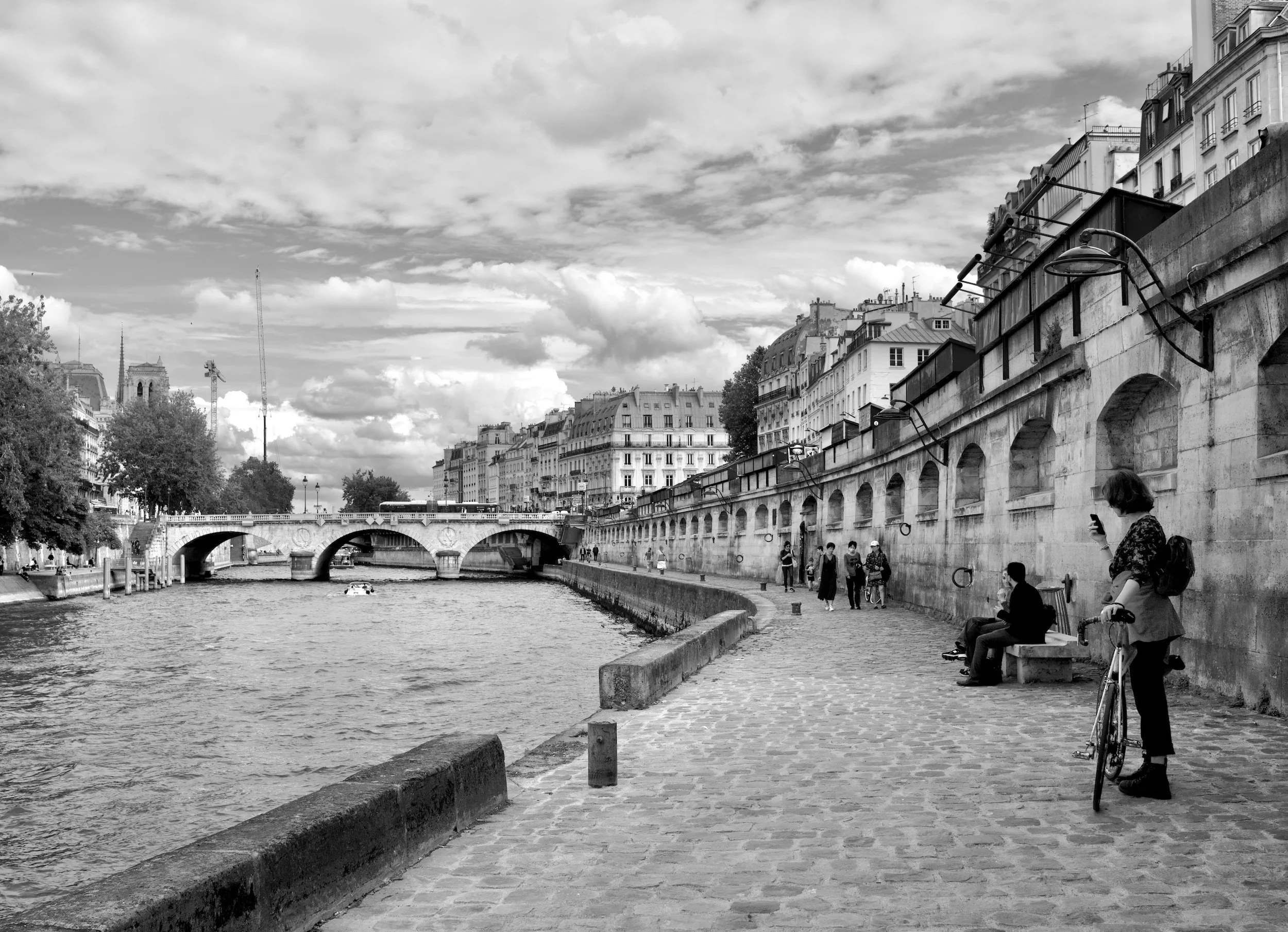 Le Long du Quai_Amelie Lavenant-Wink, MD.jpg