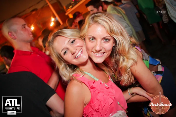 23-©Carlos Maldonado - Nightlife-2011.jpg