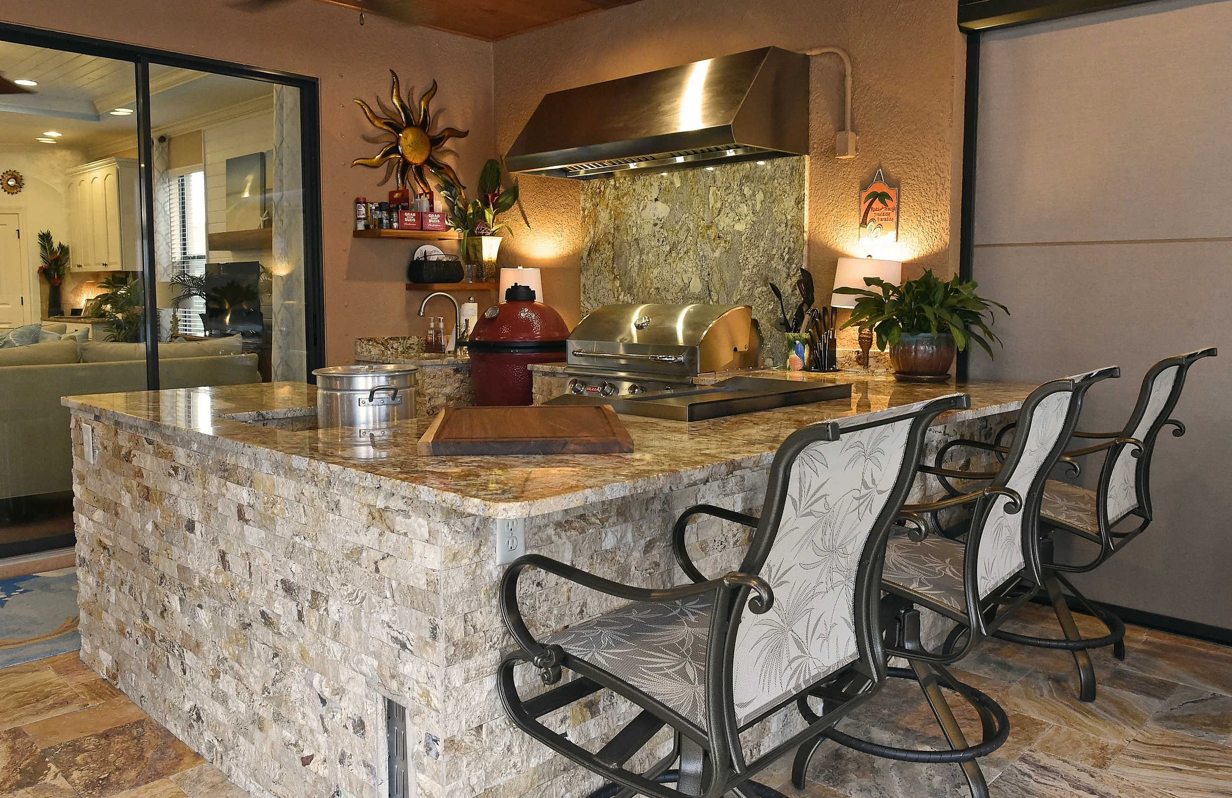 Lakewood Ranch couple gets kitchen of their dreams -- and it's outdoors