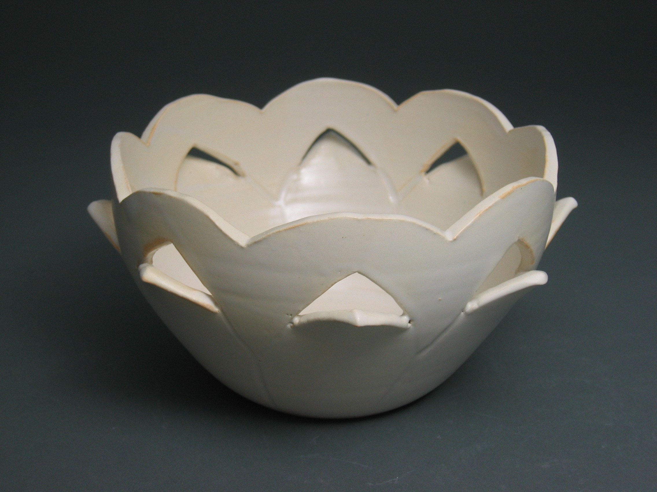 White flower bowl