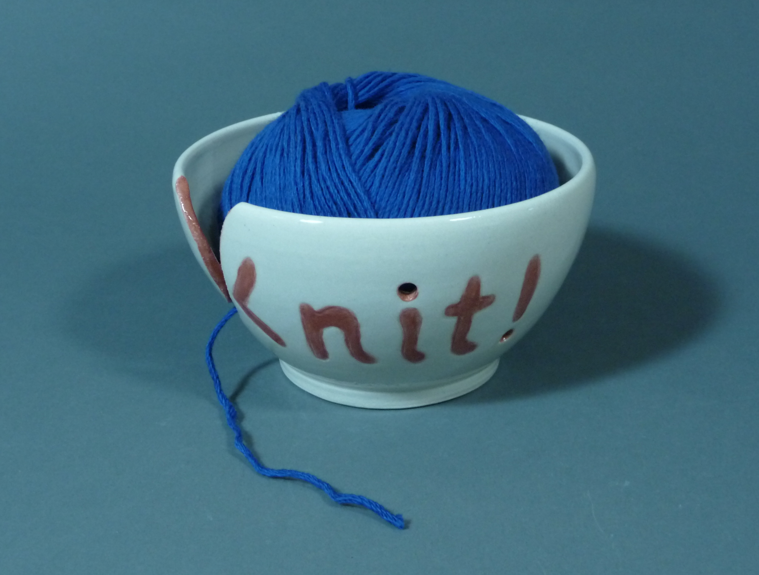 Red knit bowl.JPG