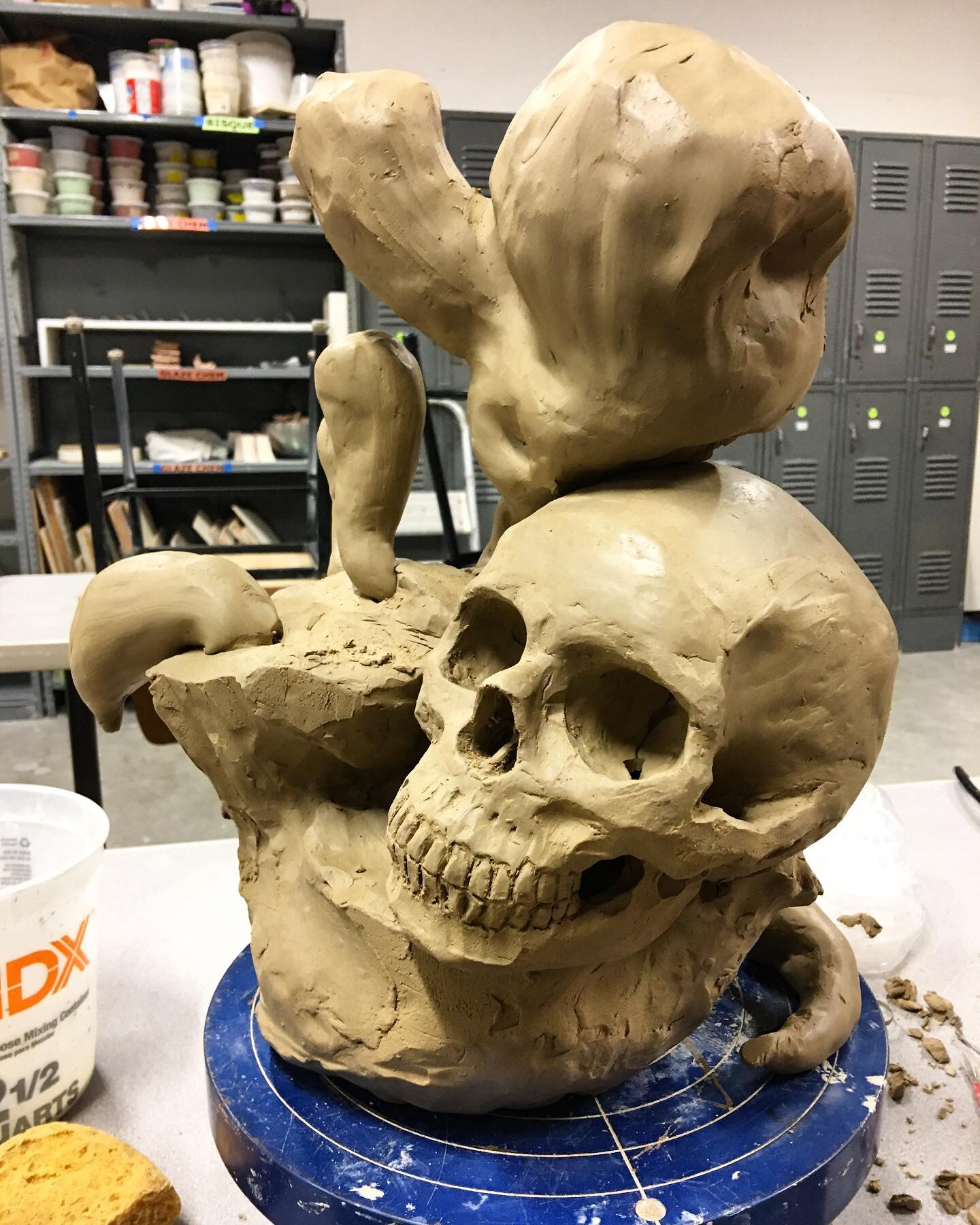 Added some goobers.
#ceramics #clay #skellingtons #skulls #melancholymtnshit