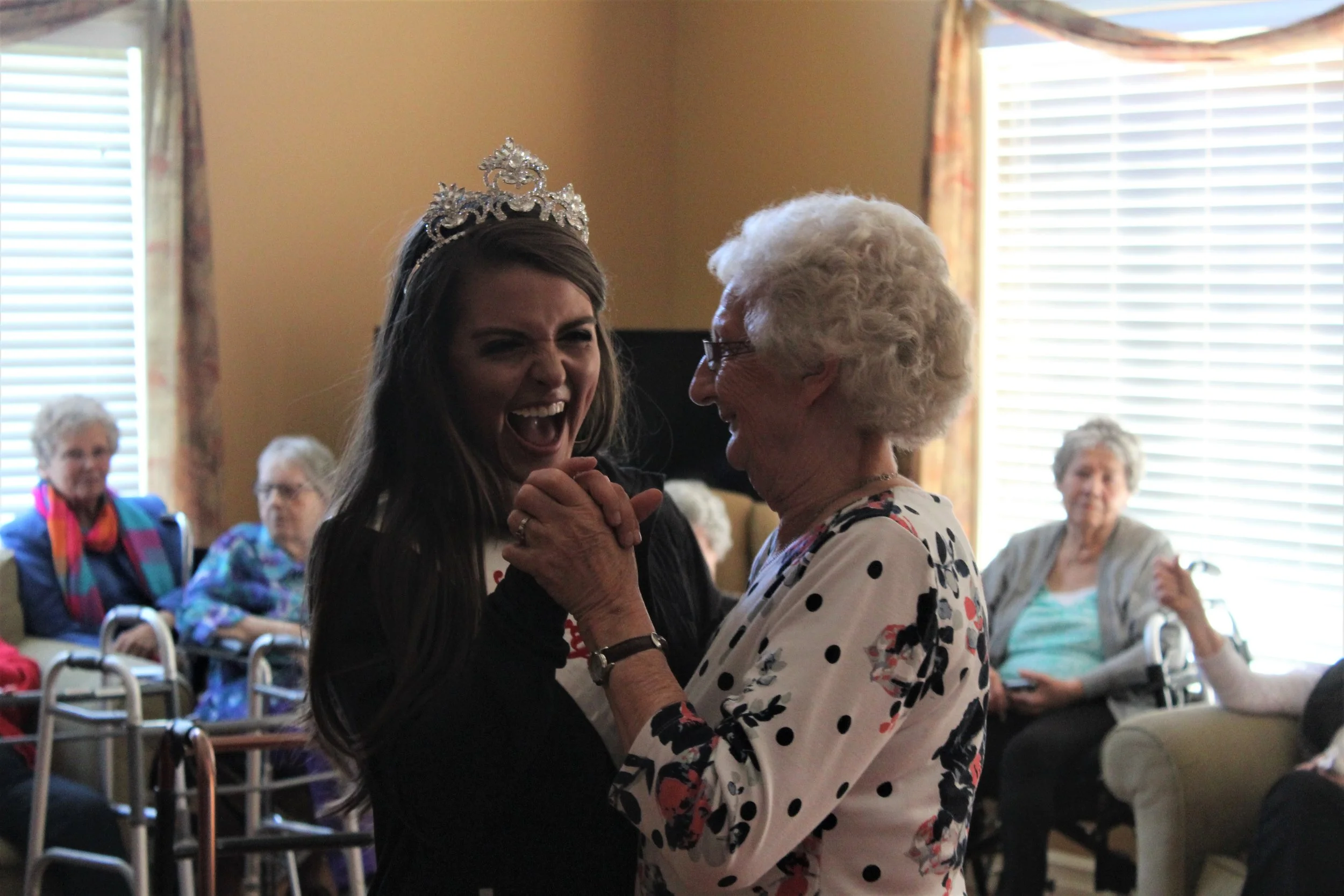 Elderwood Estate resident Betty Swain teaches Meredith McGlamory the Newfoundlnad Waltz, while Ron and Sheilagh Harvey play a number of traditional Newfoundland jigs and tunes. Mark Squibb photo