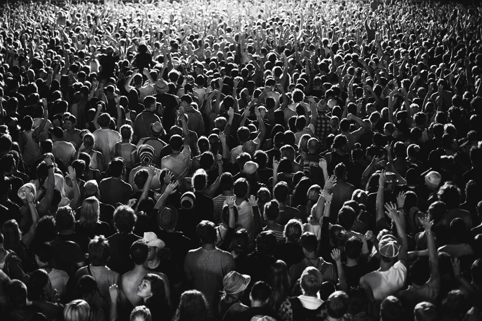 014_crowd_steh.jpg