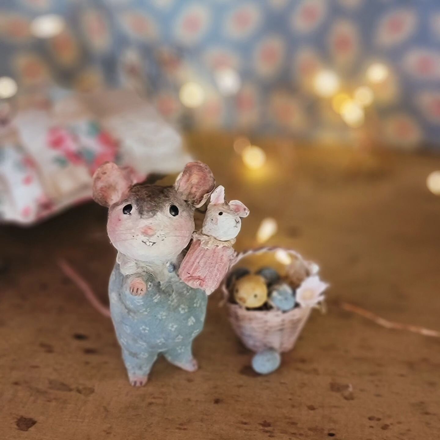 Little Tommie Tippie and his rabbit doll Tulip were a happy creative detour I took the last few days after having a long talk with my dear and wonderful friend @jonehallmark 🤗💙🐭💙 I've been struggling the past few months as I create, to feel free 