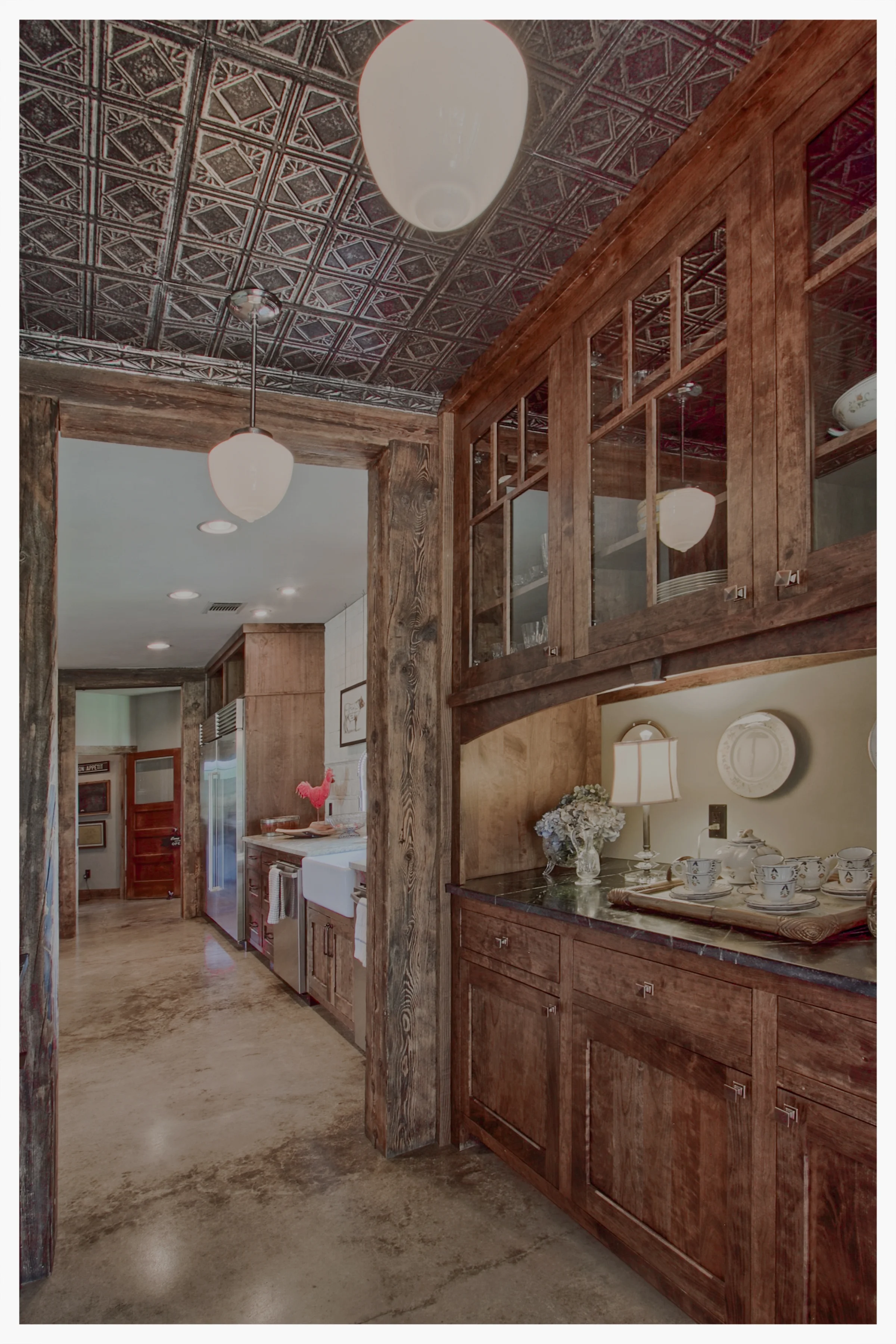 Butler's Pantry.jpg