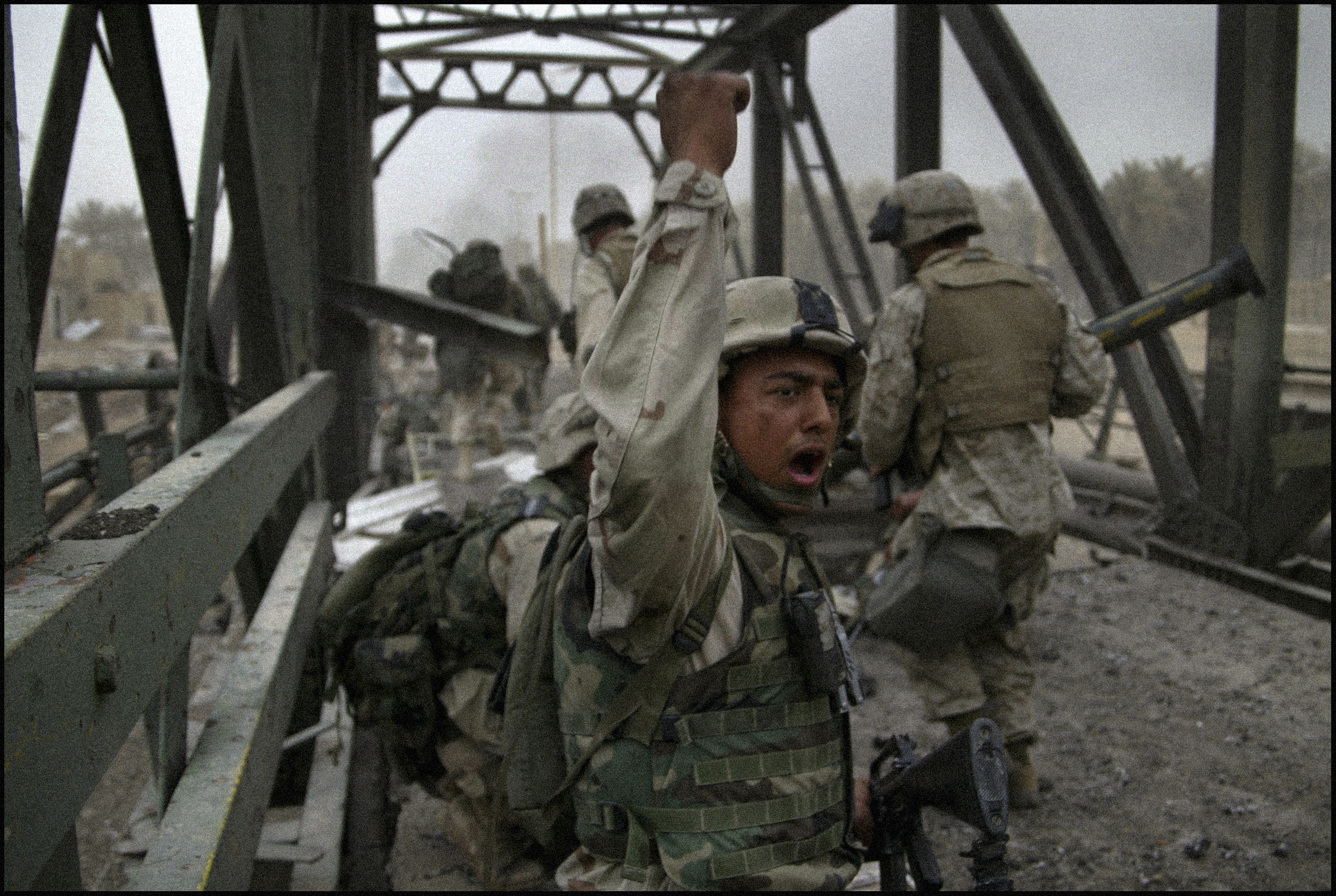 The 3rd Battalion, 4th Marines take Diyala Bridge during the battle for Baghdad. Photo: © Gary Knight