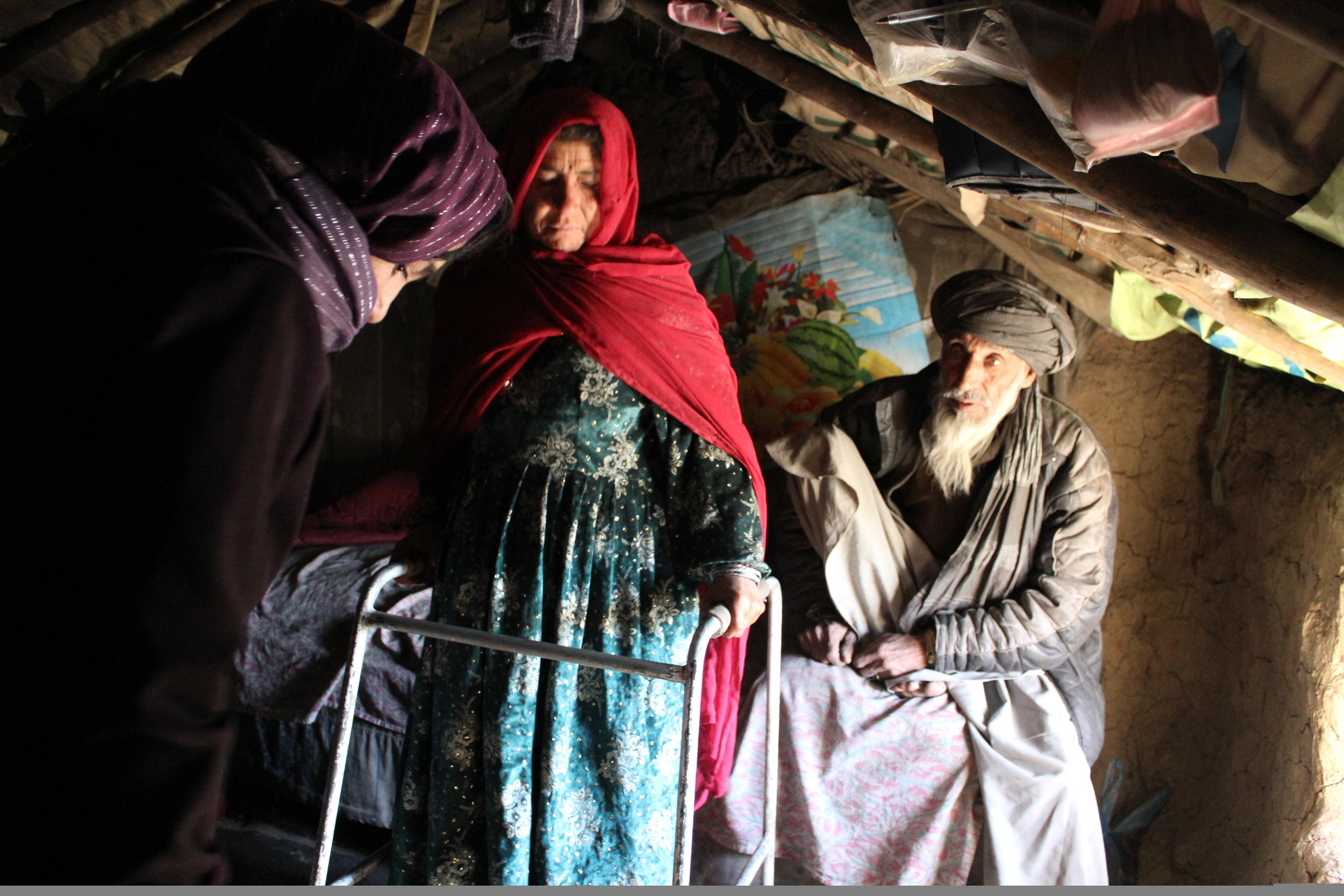 Dispatch - At home with the wounded in Kabul - © Campbell, Monica