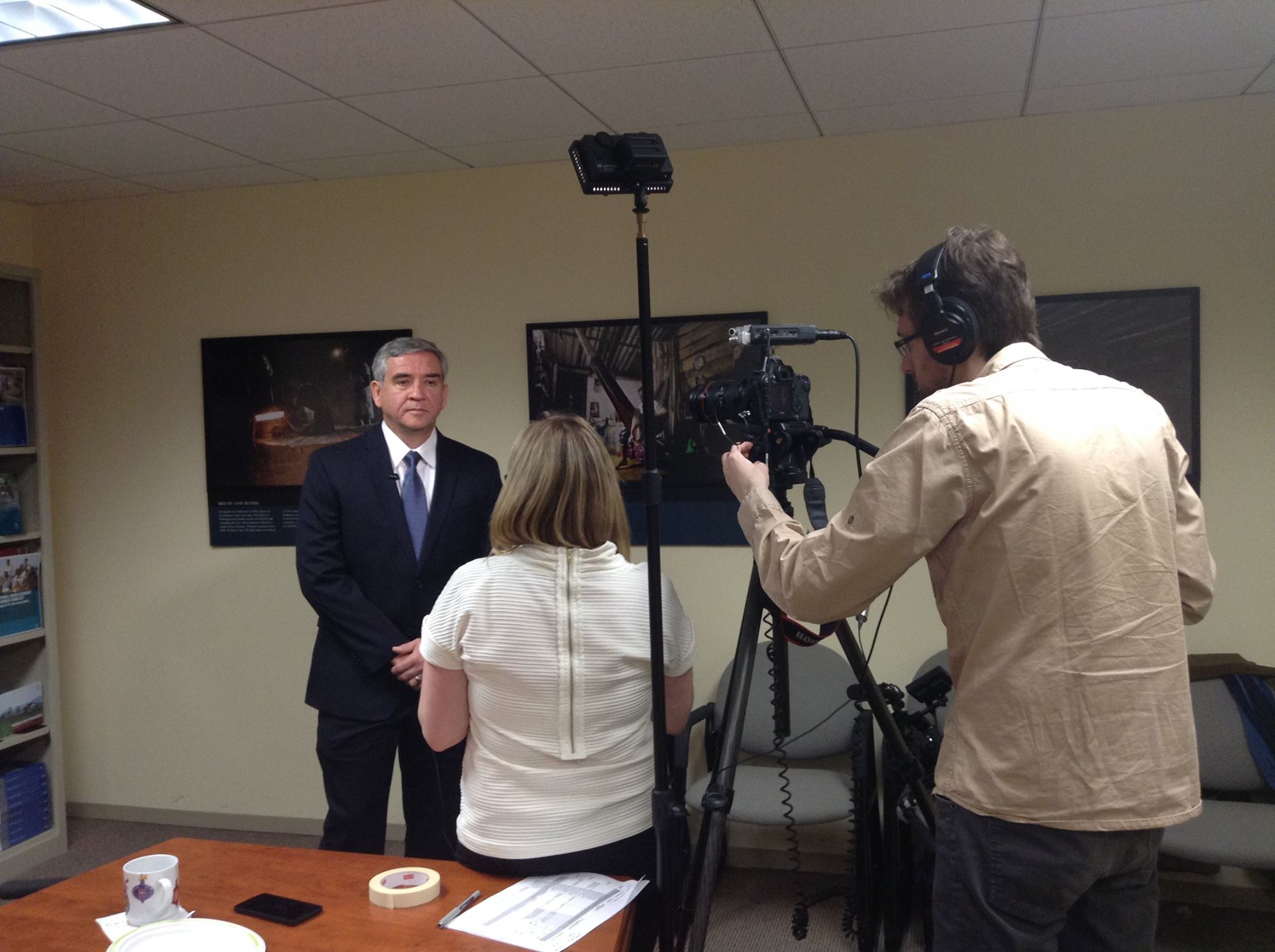 Former Black Hawk Down Pilot and POW, Mike Durant, talked to the ICRC's Anna Nelson about his Red Cross StoryCorps conversation.