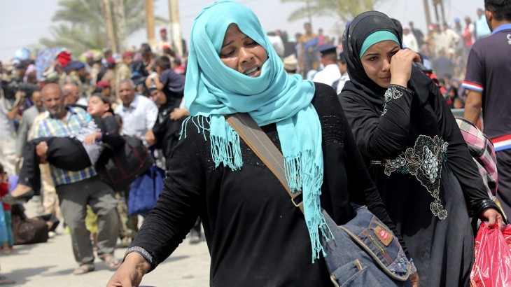 People fleeing the violence in Ramadi, 24 May 2015 / ©Reuters