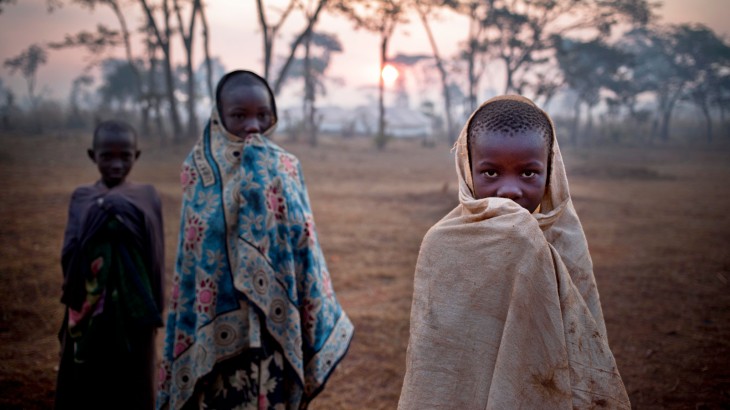 Refugees who have fled the ongoing violence in Burundi go about their early morning tasks in the Nyagurusu Refugee camp in Mekere, Tanzania. CC BY-NC-ND / ICRC / Kate Holt