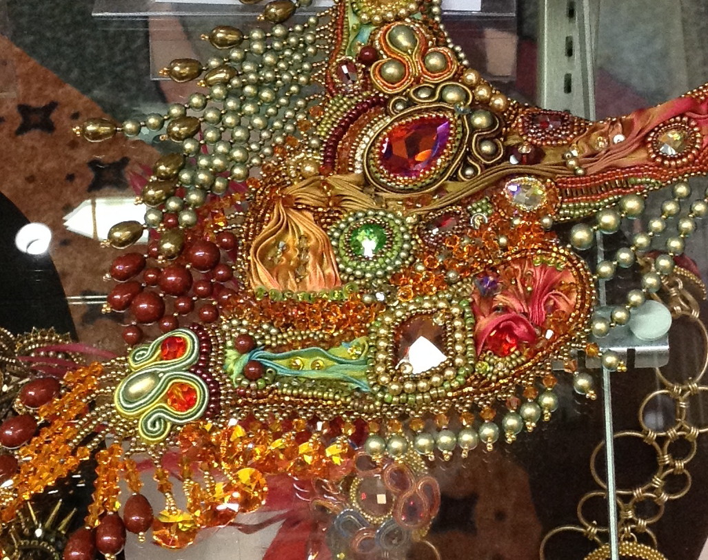 A good majority of the pieces in the "Bead Dreams" competition are seed bead work. This piece was created by Keiko Wada. I like the way she has utilized the fabric.