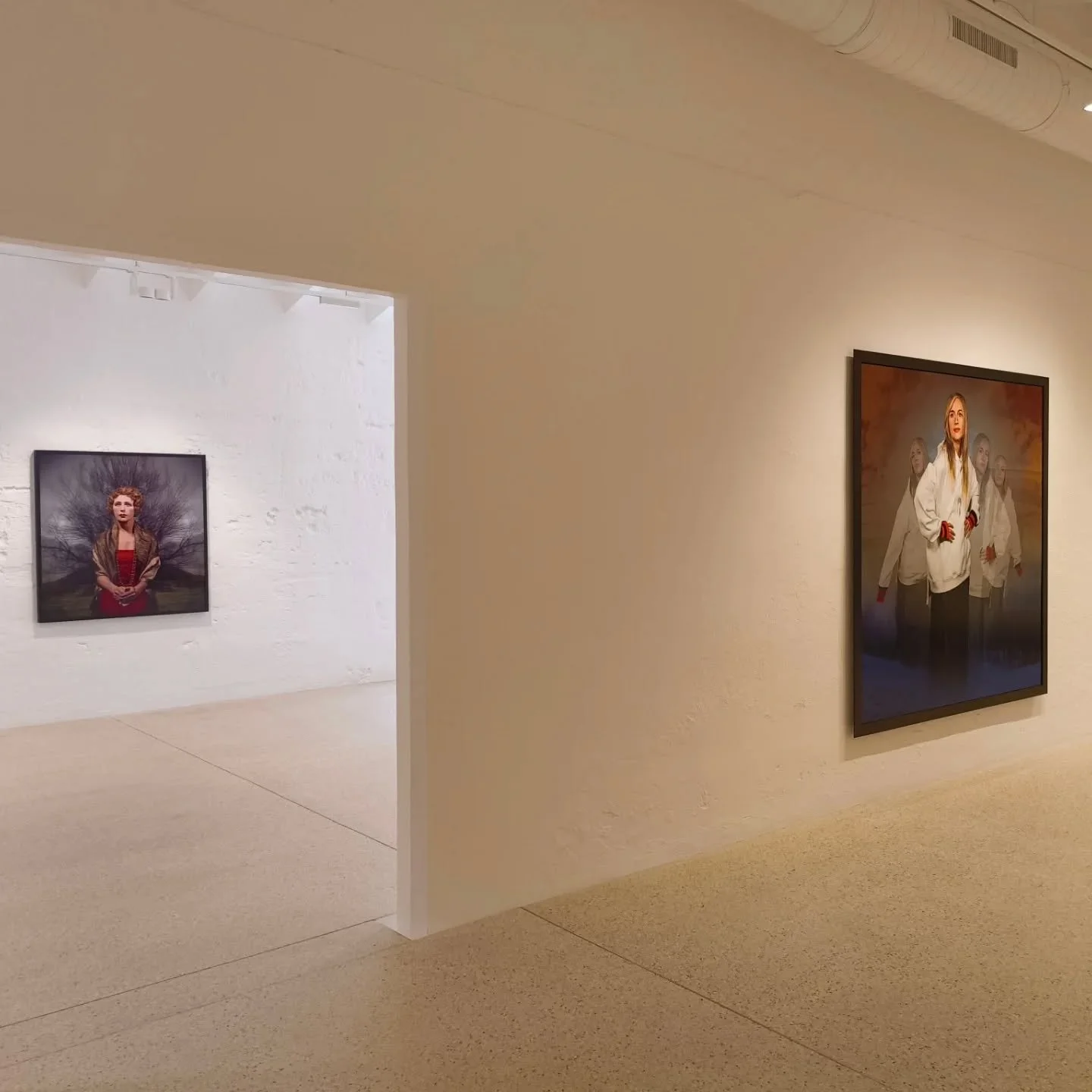 Last year's exhibition was the great #edardochillida from the Basque country. This year they have brought the work of American artist #cindysherman. One of my favourite photographers and what a surprise to see here on the island! #hauserandwirth #hau