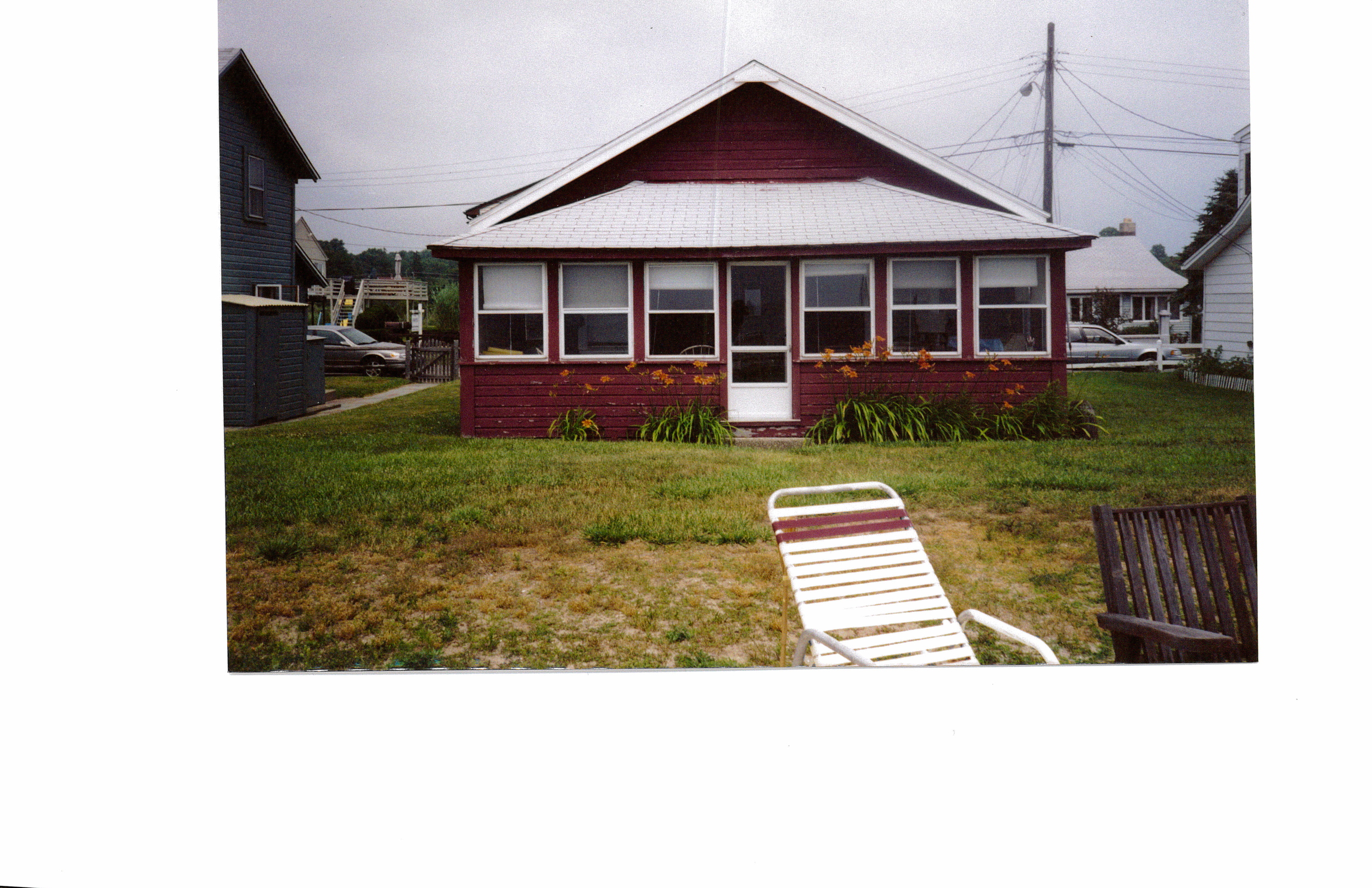 redcottage_001.jpg