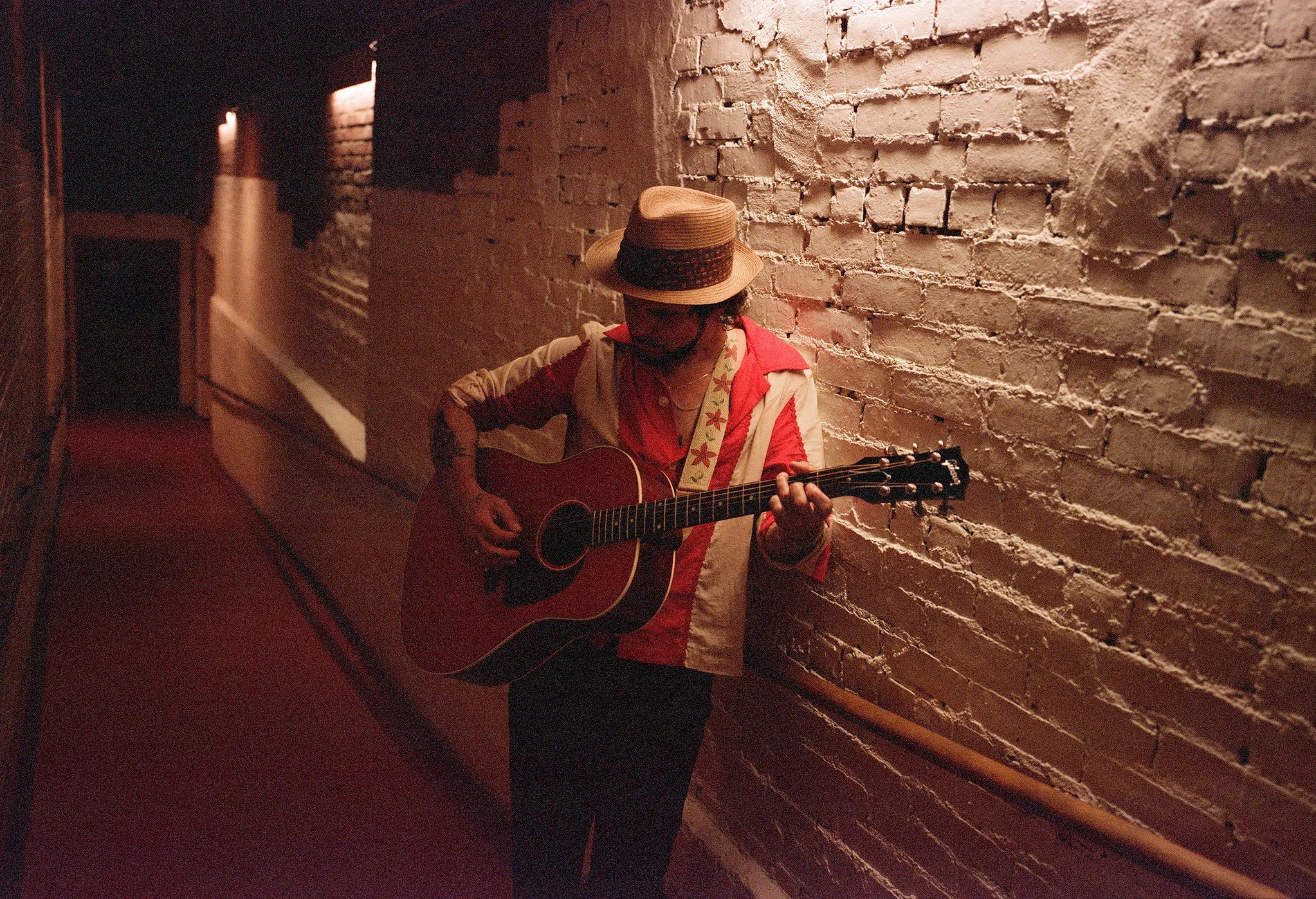 LanghorneSlim_Photo.Jung Kim_7.jpg