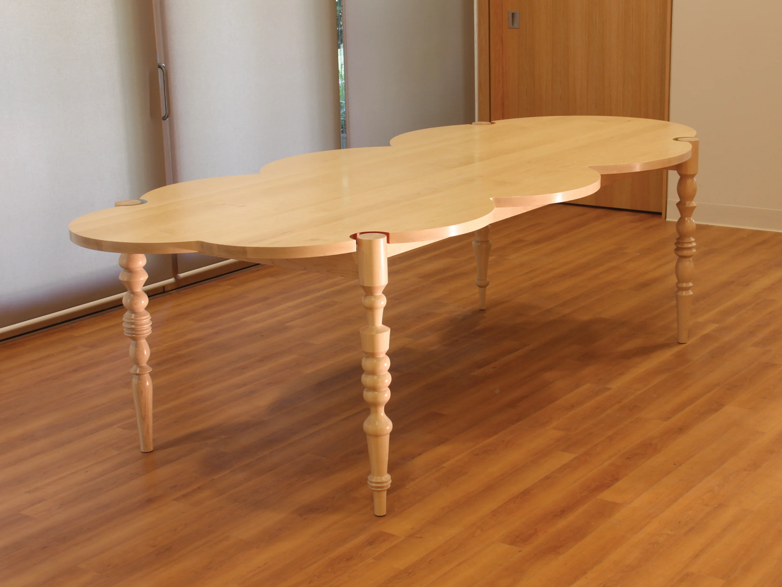 Cloud_Table_03.jpg
