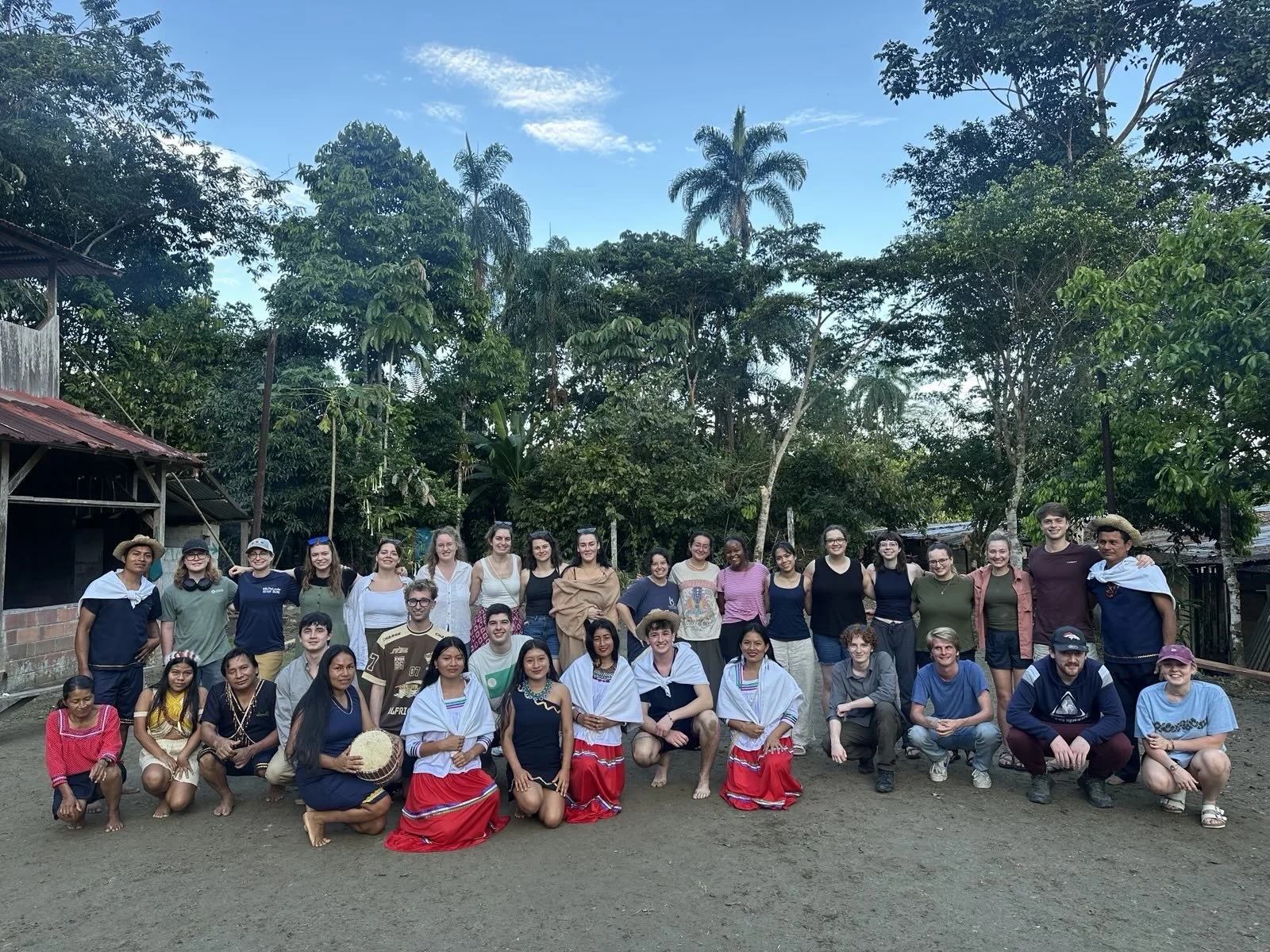 group phots - v+l.JPG