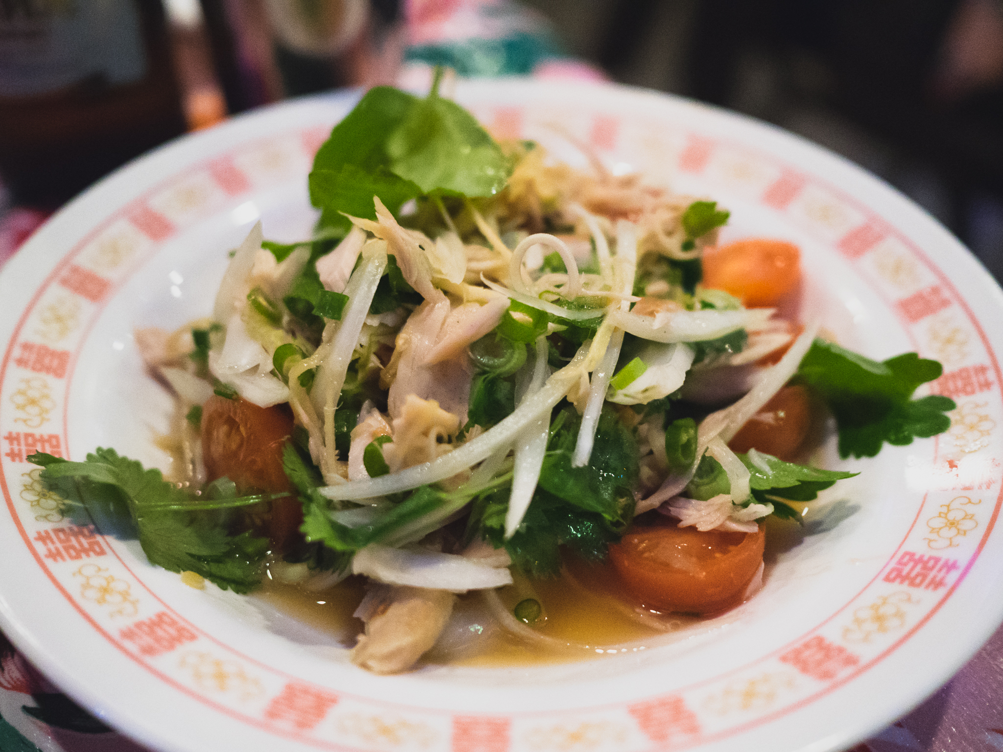 yam tuna : thai-style tuna salad with ginger, garlic, thai chilies, green onions, lemongrass, tomatoes, fresh grilled albacore in a spicy lime and fish sauce dressing.