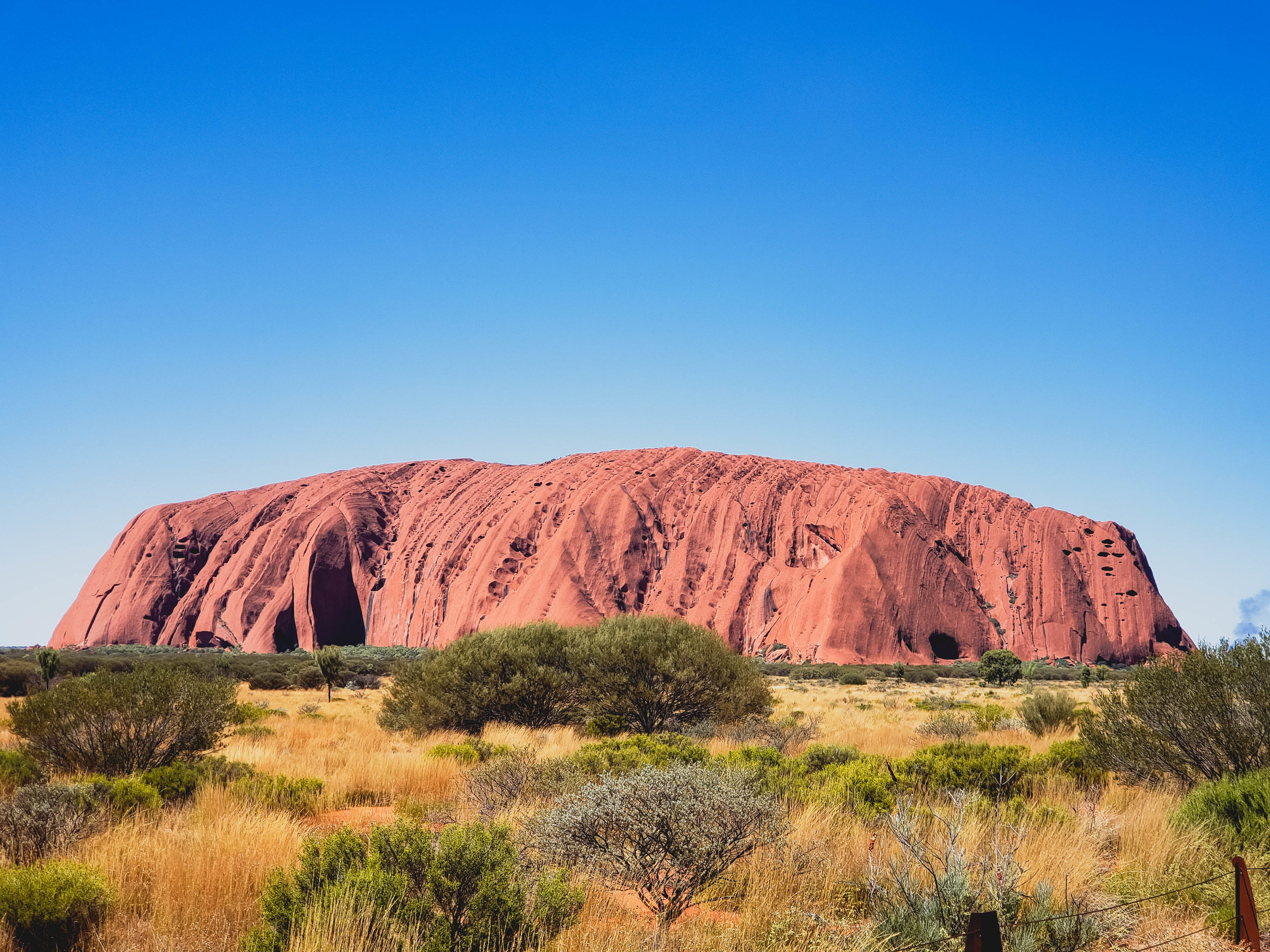 uluru’s “back” side.
