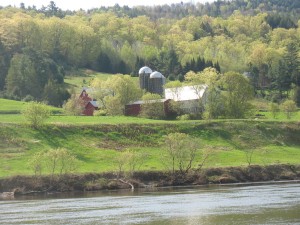 The farm provides an emblamatic New England view for paddlers. 