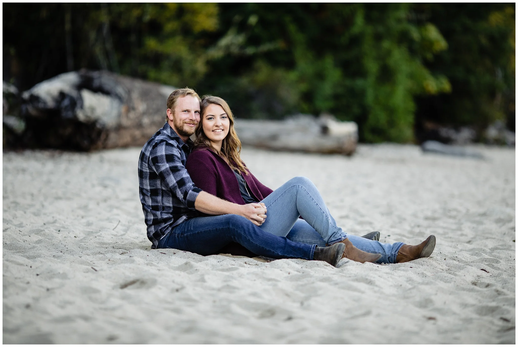 Chilliwack Lake Fall Engagement Photo Inspiration Poses Chilliwack Engagement Photographer_0005.jpg