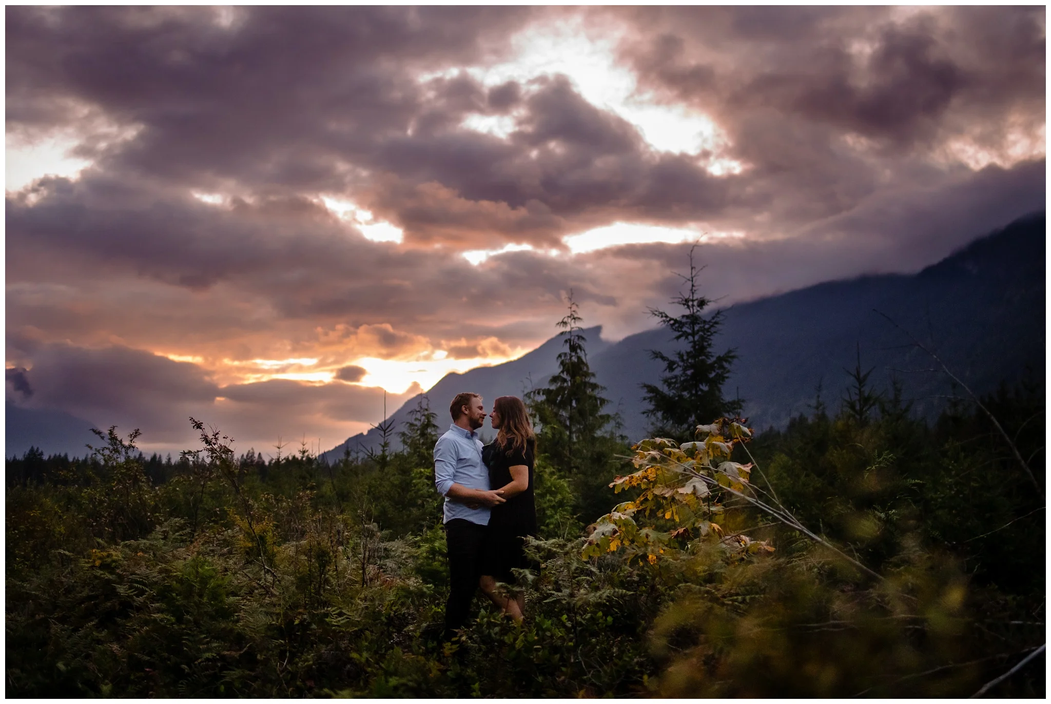 Chilliwack Lake Fall Engagement Photo Inspiration Poses Chilliwack Engagement Photographer_0022.jpg