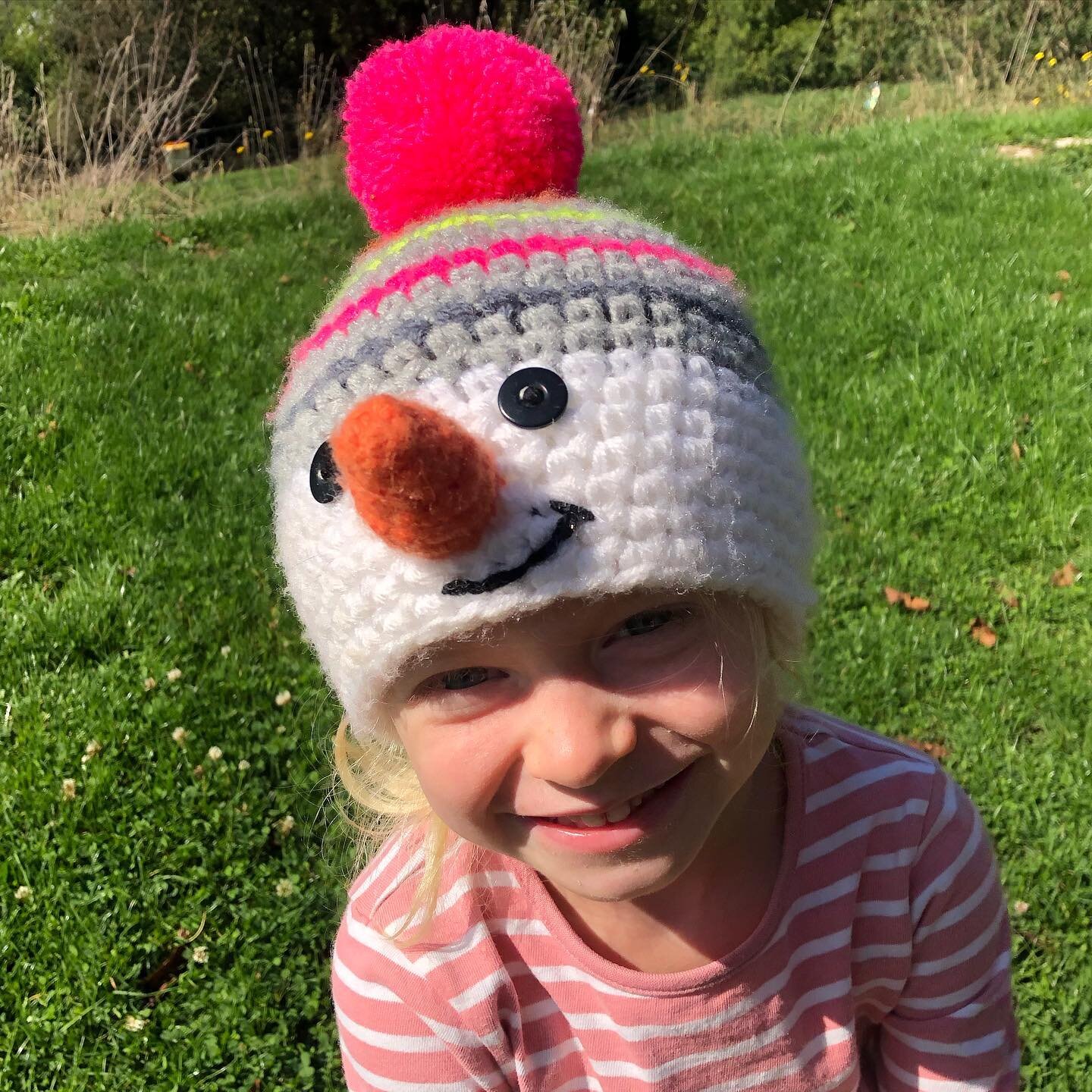 My little pal modelling her snowman beanie for me. 😍 

This beanie and many more available 👉https://www.kbeanies.com/kids/cheeky-snowman-beanie 

________________________________✍️
#beanies #designyourown #custombeanie  #snowman #adorable #cheeky #
