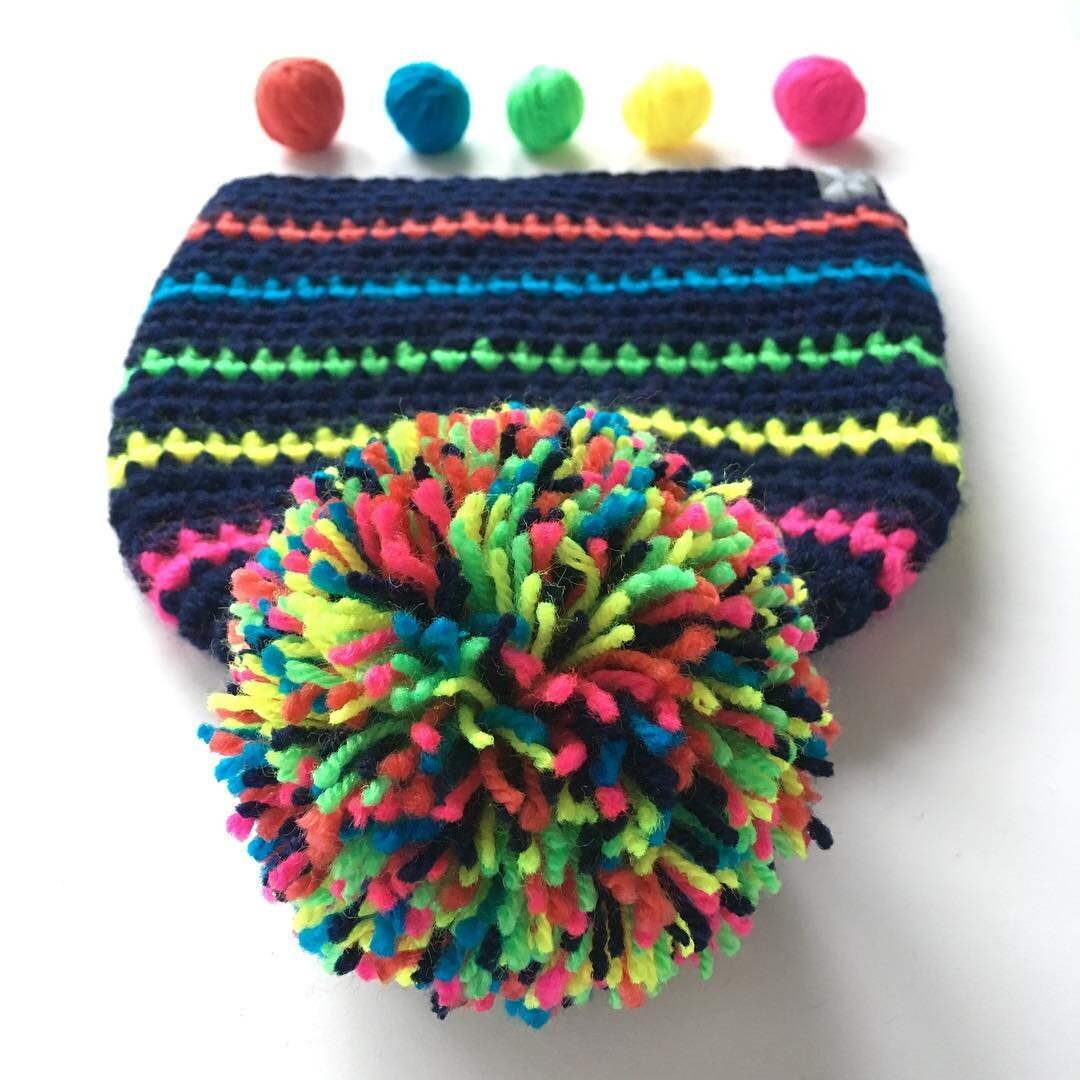 It&rsquo;s February already... probably time I de-Christmas-ed my grid a bit! This neon striped cutie is a good place to start! That pompom...Yum!😍