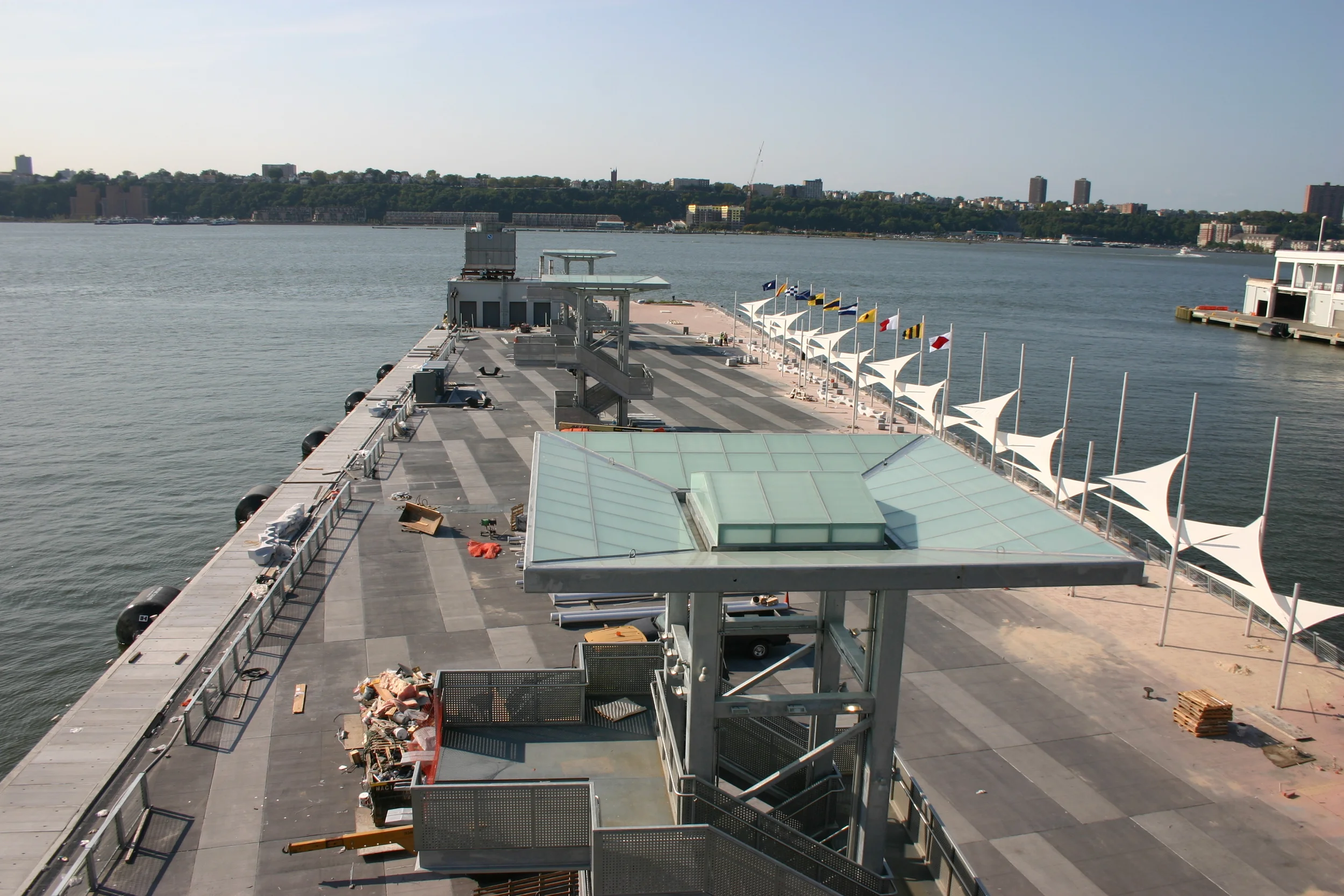 Pier 86 Looking West 03 9-24-08.JPG