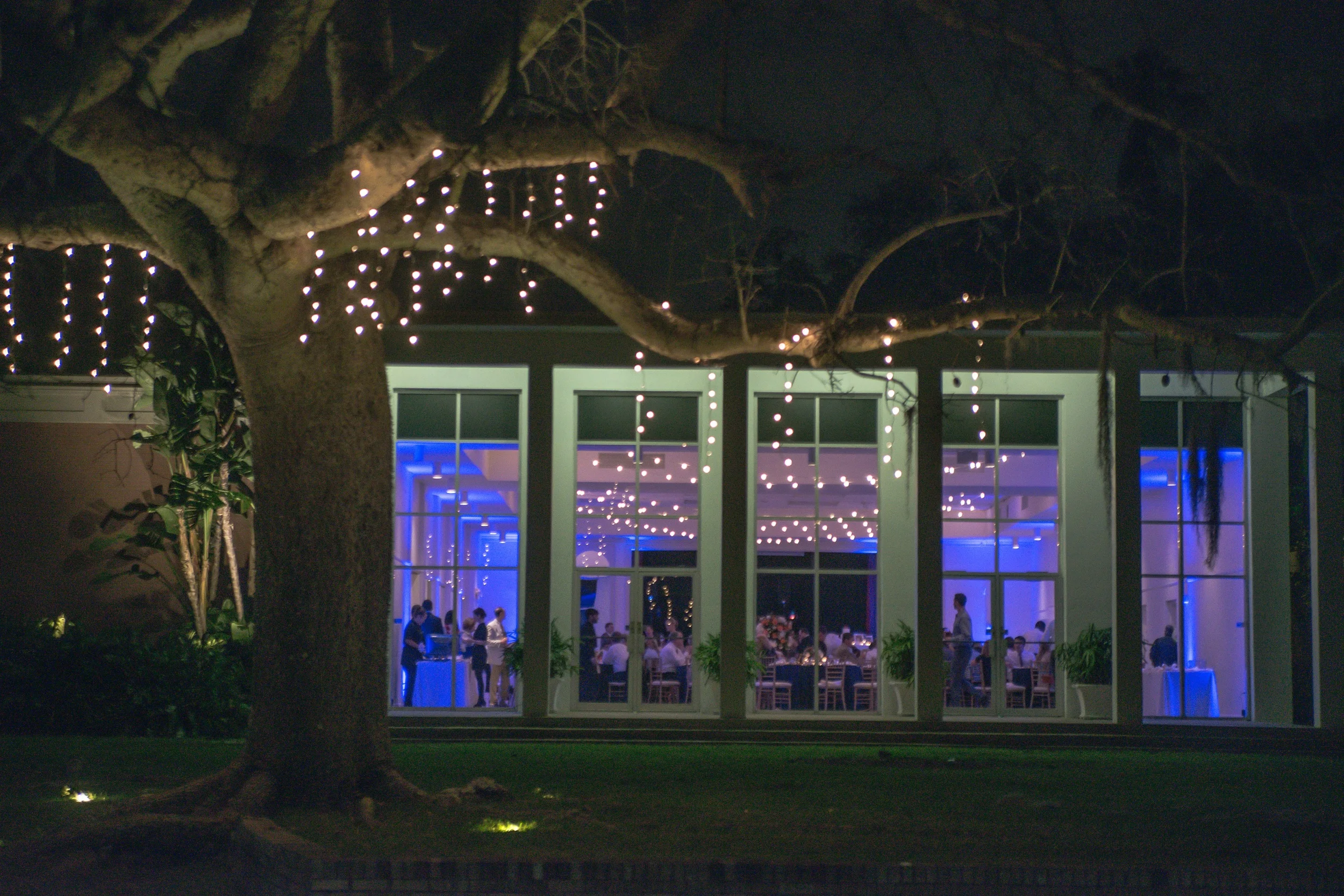 Liz Walker A Classic Chapel Wedding Winsor Event Studio