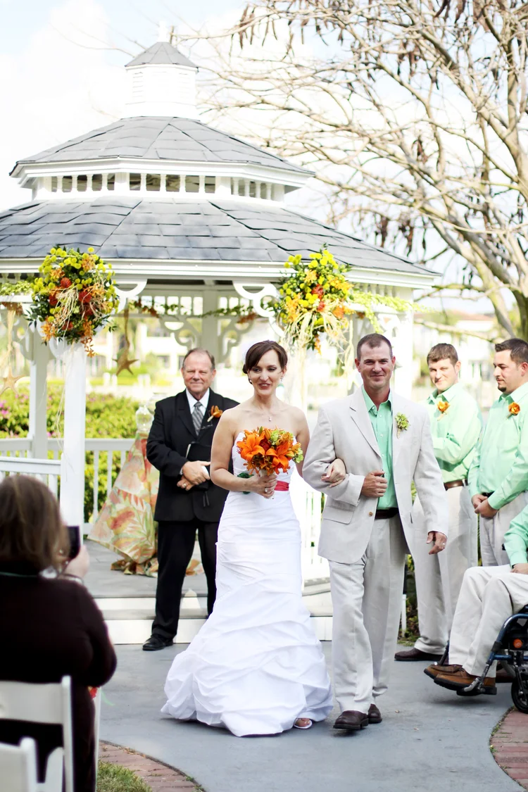 Lori and Steven - A Bright Waterfront Wedding