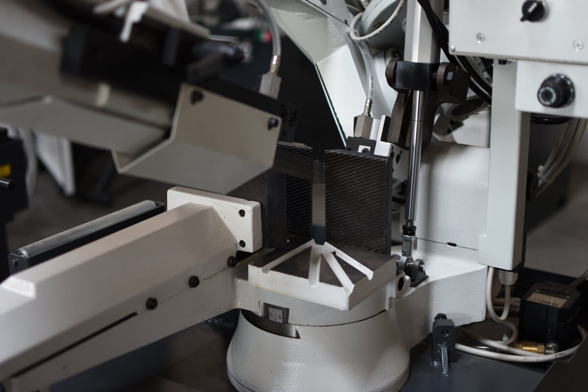 Band Saws — Quantum Machinery Group