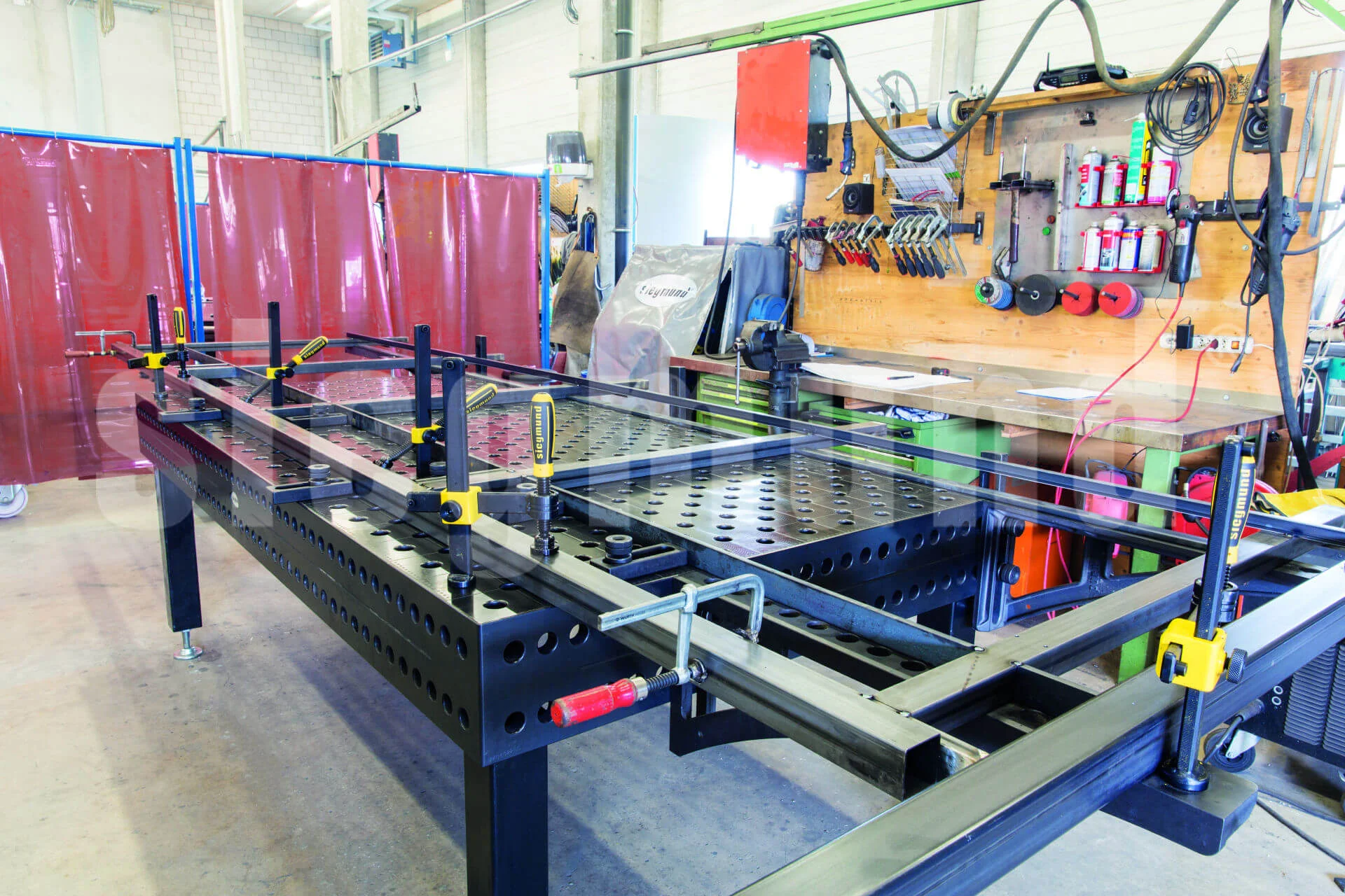 Metal Construction and Sheet Metal Processing - Welding Table and Fixtures Examples - Siegmund - Quantum Machinery Group (25).jpg