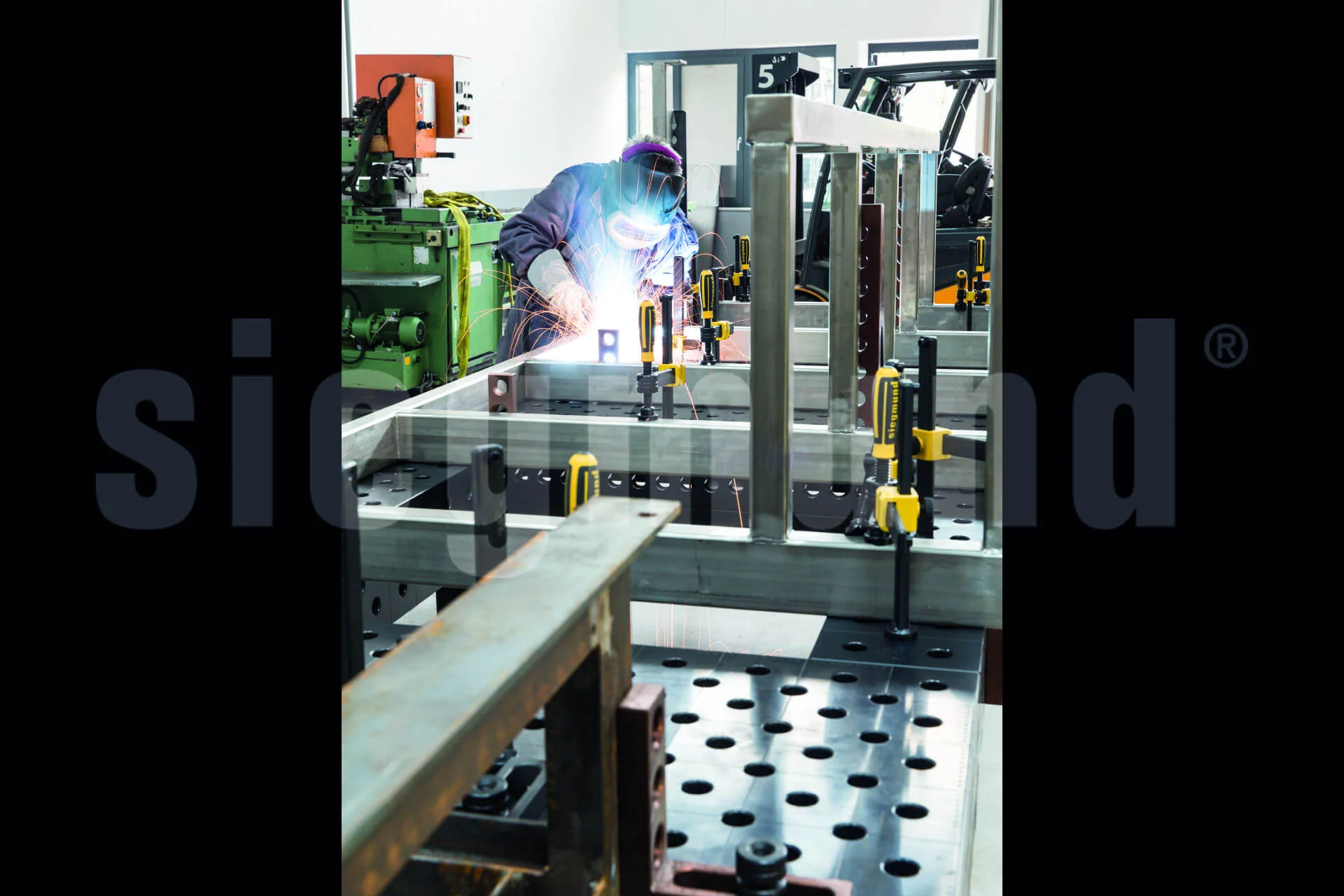 Metal Construction and Sheet Metal Processing - Welding Table and Fixtures Examples - Siegmund - Quantum Machinery Group (52).jpg