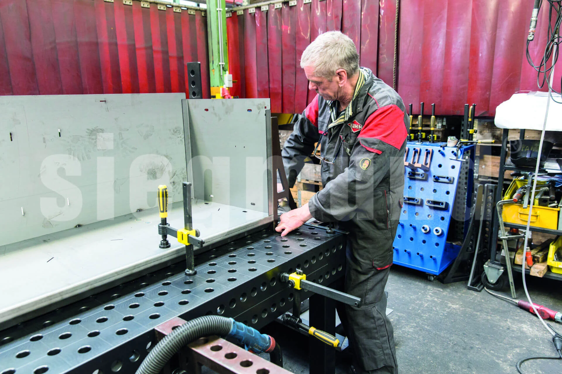 Metal Construction and Sheet Metal Processing - Welding Table and Fixtures Examples - Siegmund - Quantum Machinery Group (93).jpg