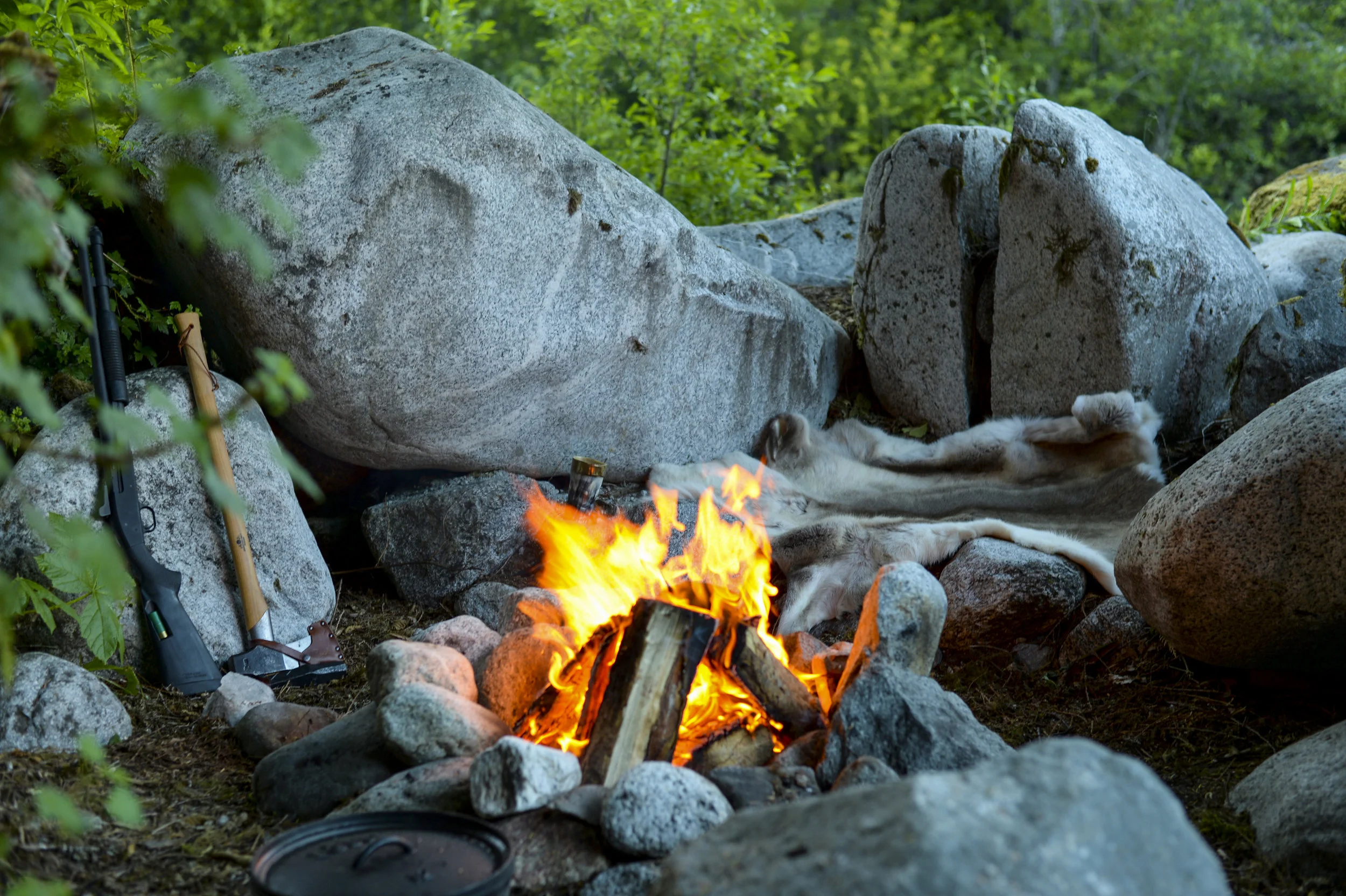 camp_fire.jpg