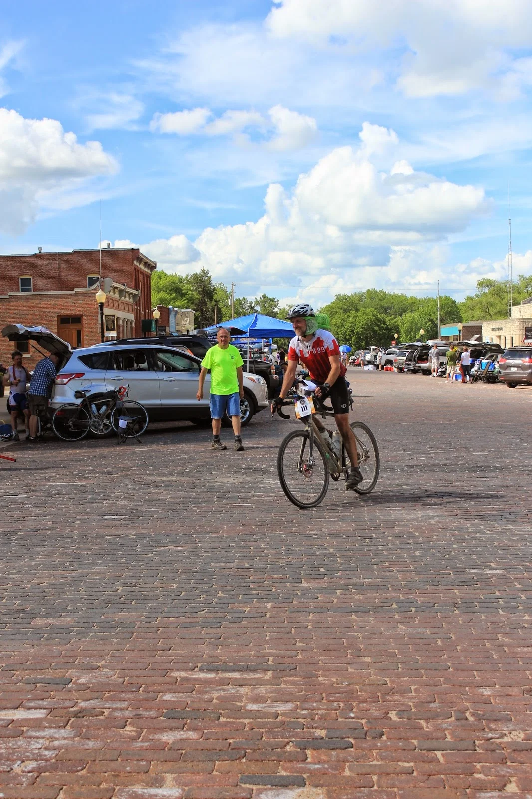 Pulling into 150 mile checkpoint at around 4:30.