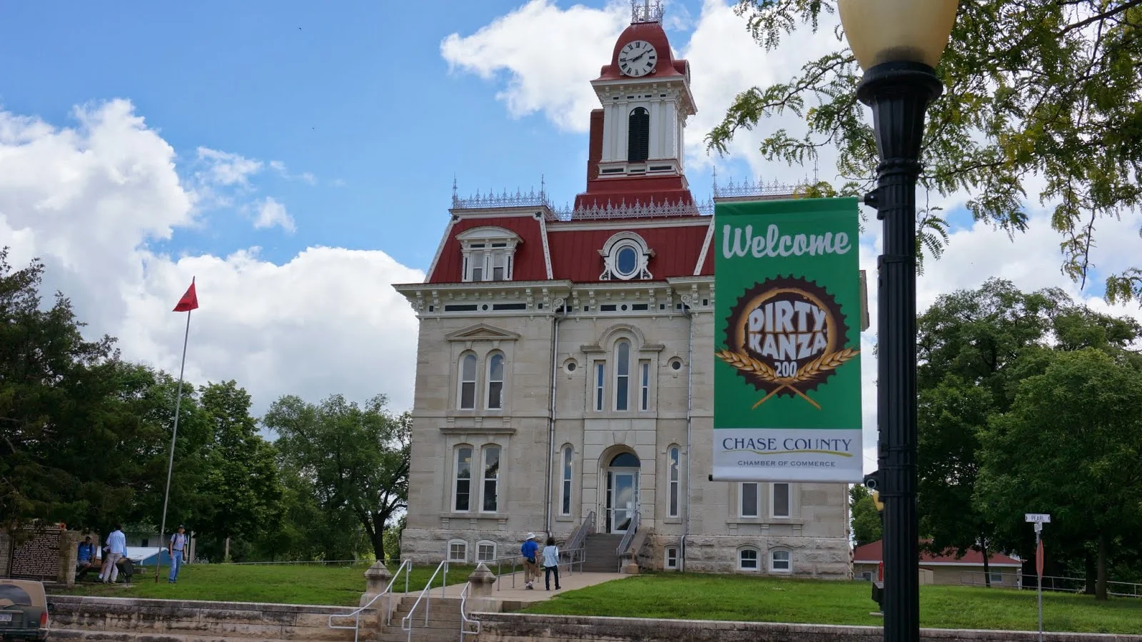 Cottonwood Falls courthouse.