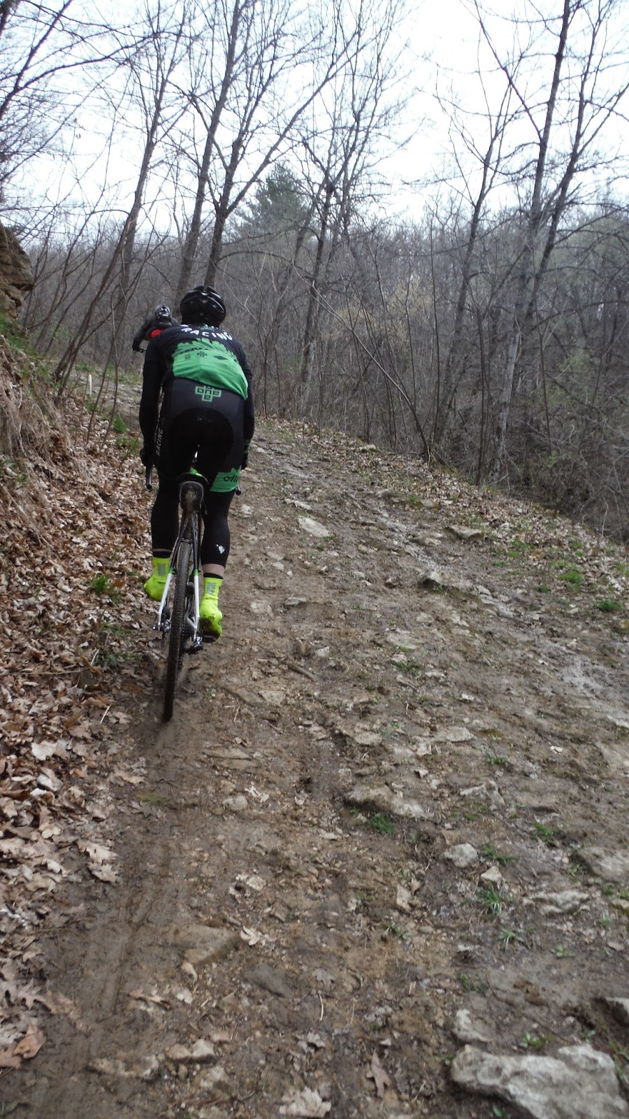 Fun climb in some muddy dirt. I like the off-road stuff the best.