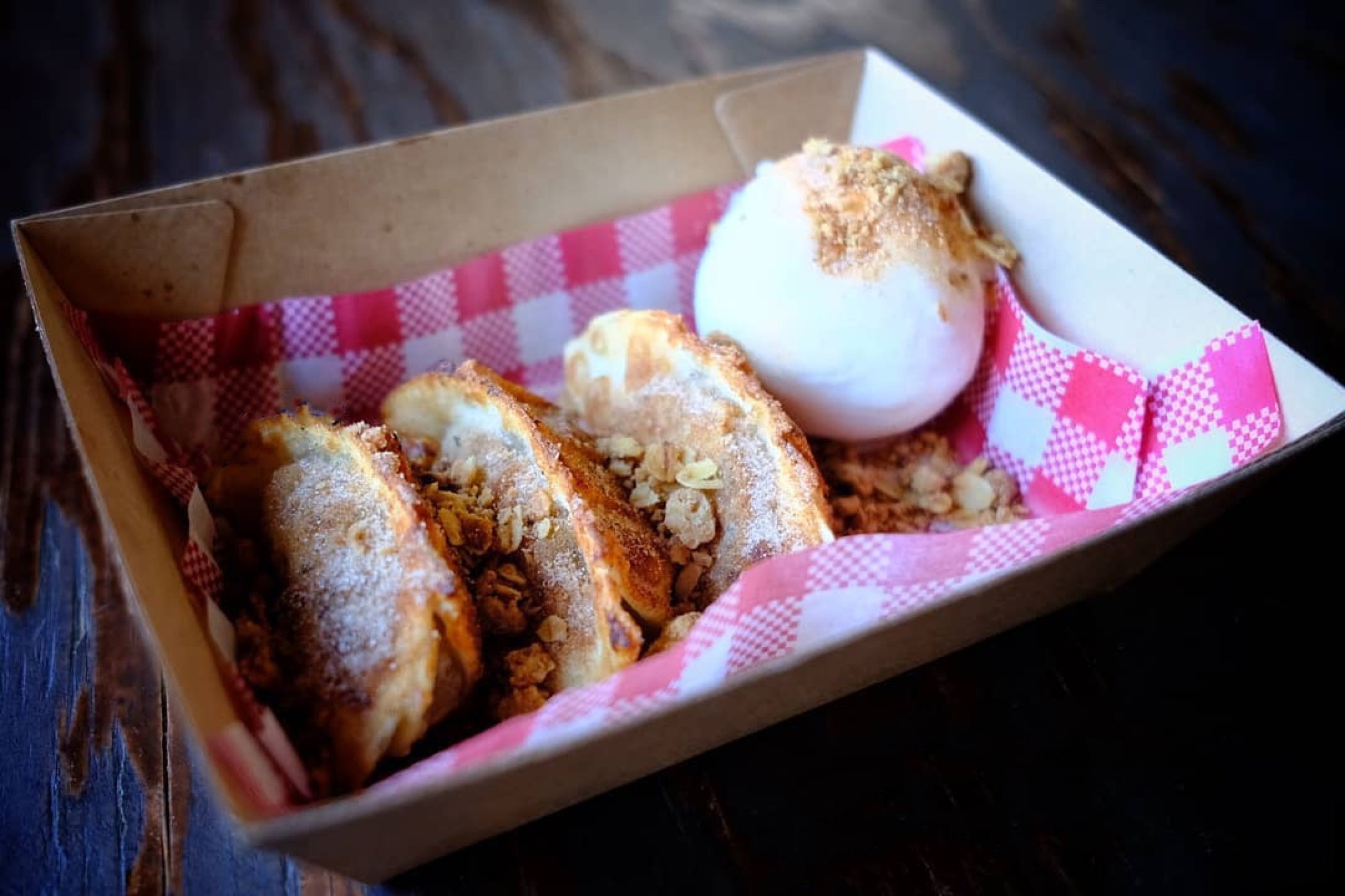 Apple crumble gyoza.jpg