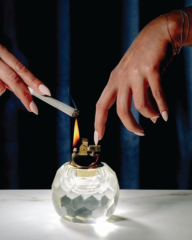 We take our statement lighters seriously round here ✨Product shoot styling for @magichourcannabis shot by @jdwhitephoto
.
.
.
#taketime #magichourcannabis #cannabiscommunity #cannabisculture #womeninweed  #prerolls #oregoncannabis #pdxcannabis #artdi