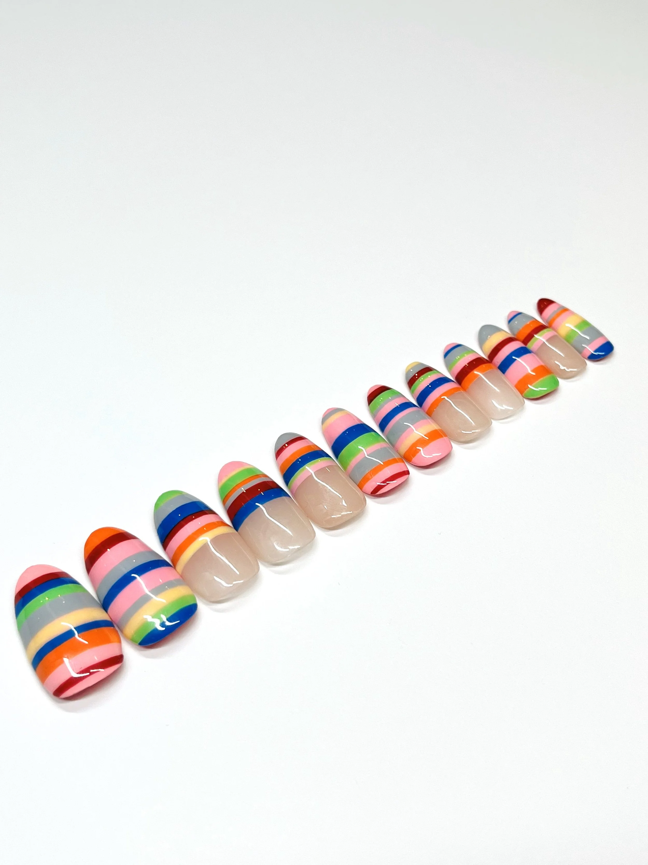 Rainbow Rhythm Apres Gel-X Press Ons (Round Medium)