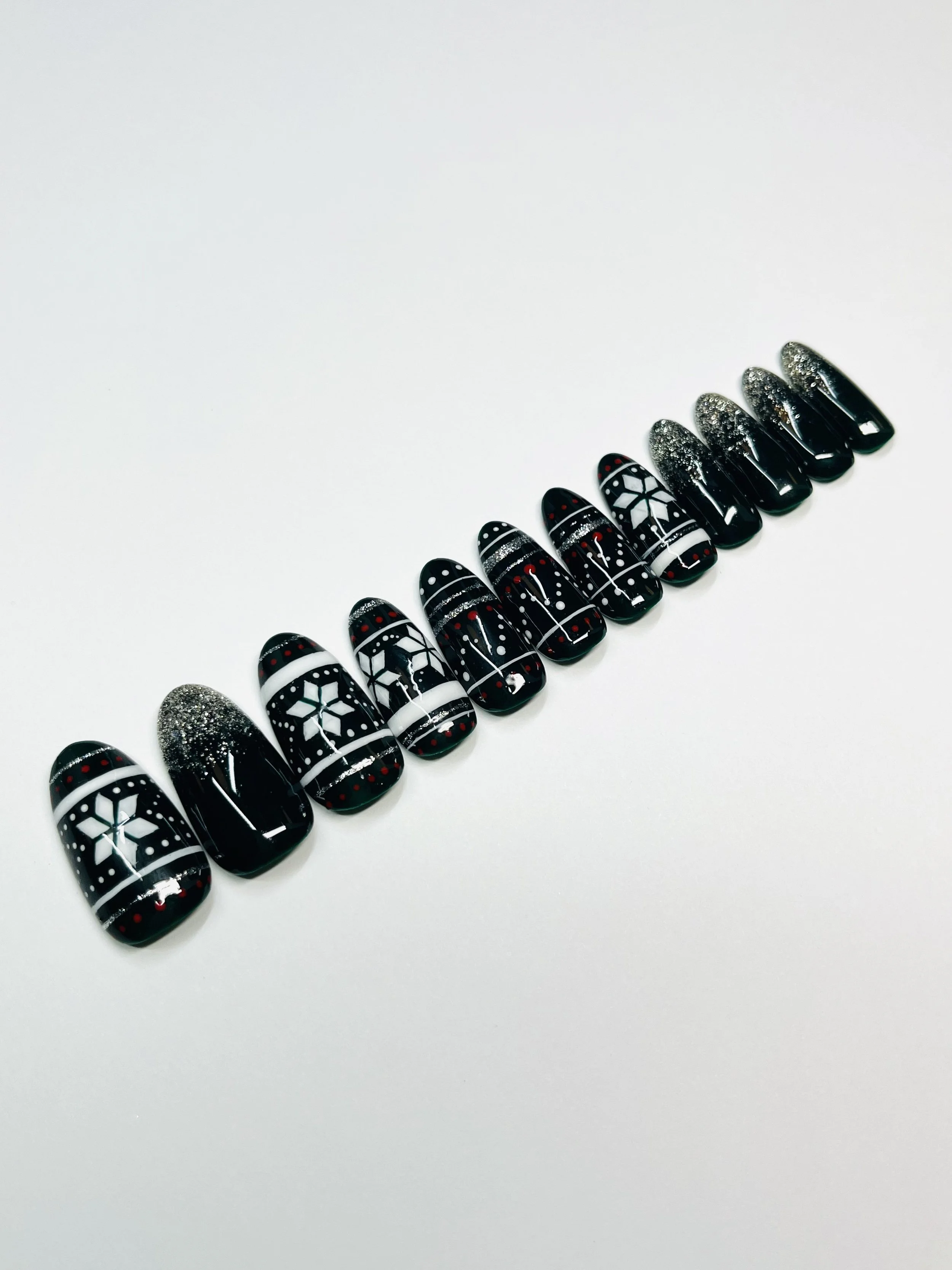 Jolly Jumper Apres Gel-X Press Ons (Round Medium)